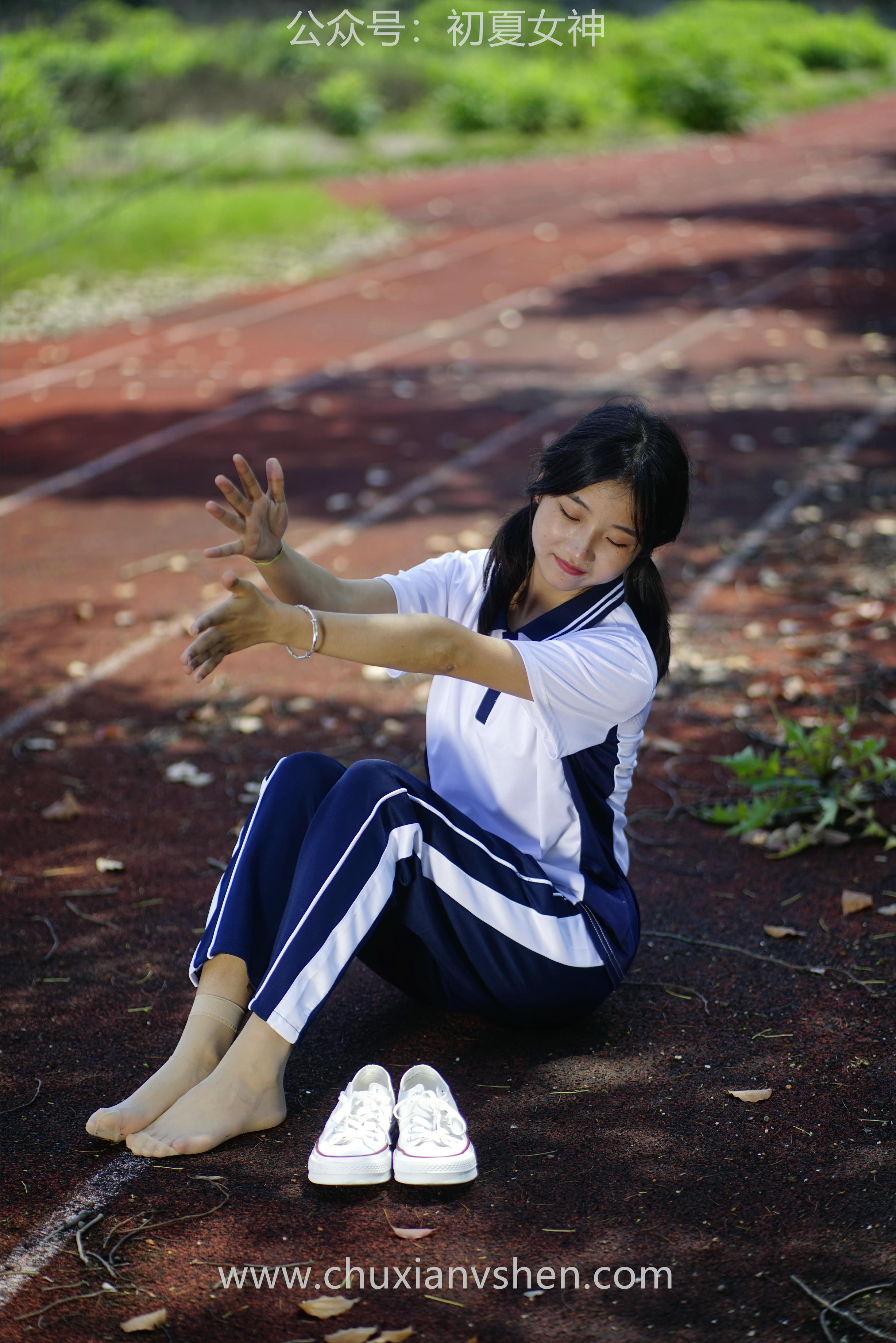 初夏女神 NO.074 点点 旧梦青春[172P+1V／6.61GB]_第7集