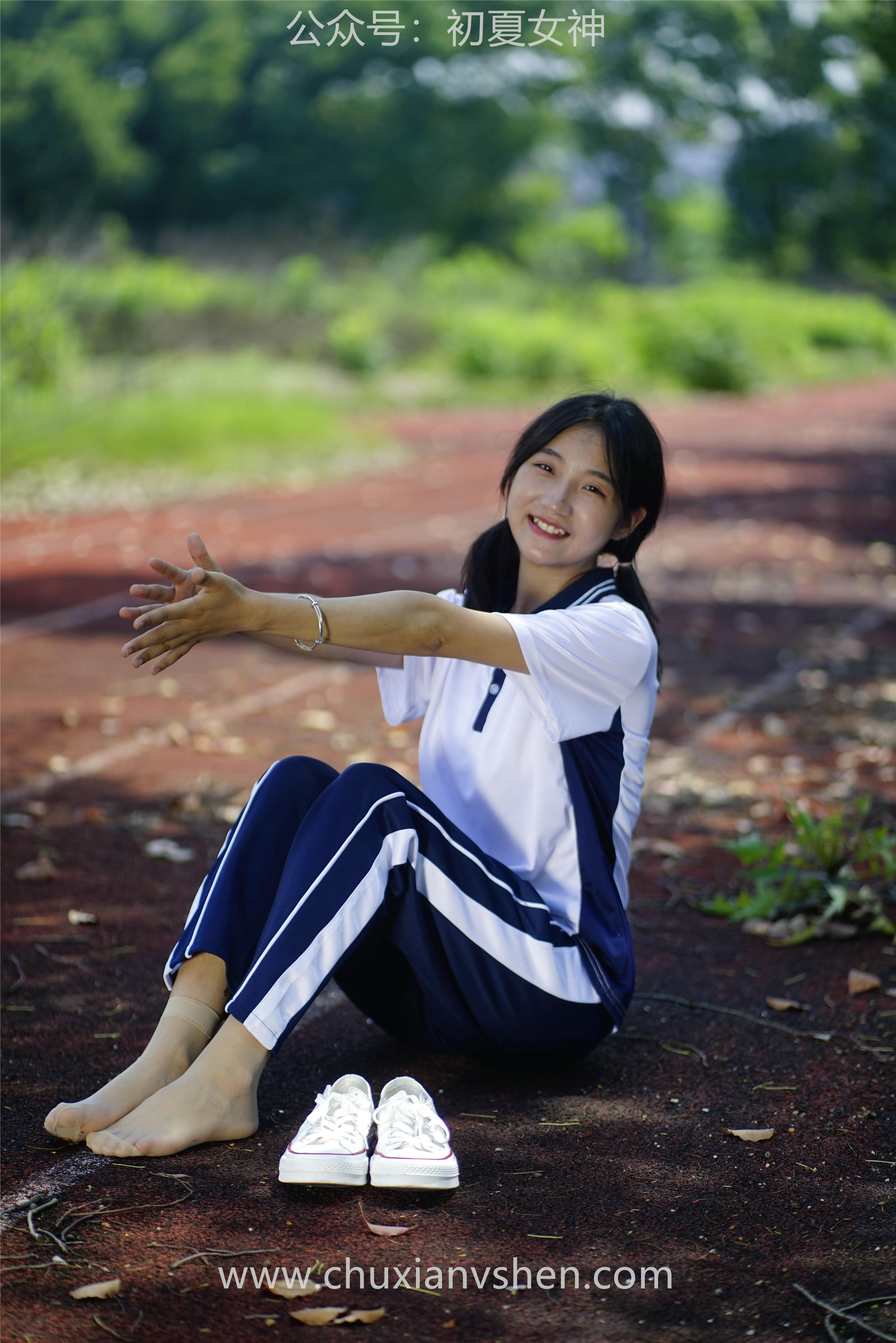 初夏女神 NO.074 点点 旧梦青春[172P+1V／6.61GB]_第7集