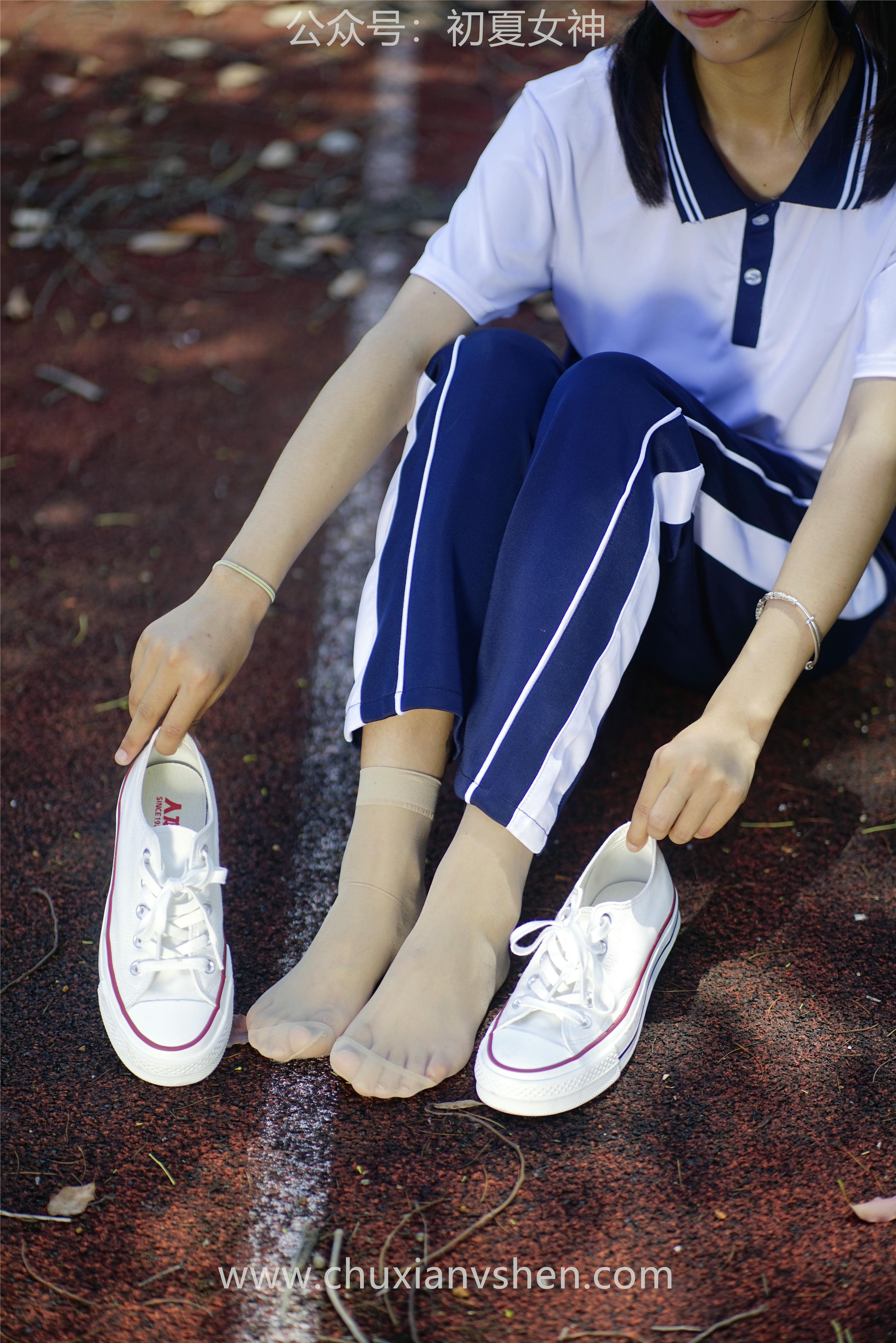 初夏女神 NO.074 点点 旧梦青春[172P+1V／6.61GB]_第7集