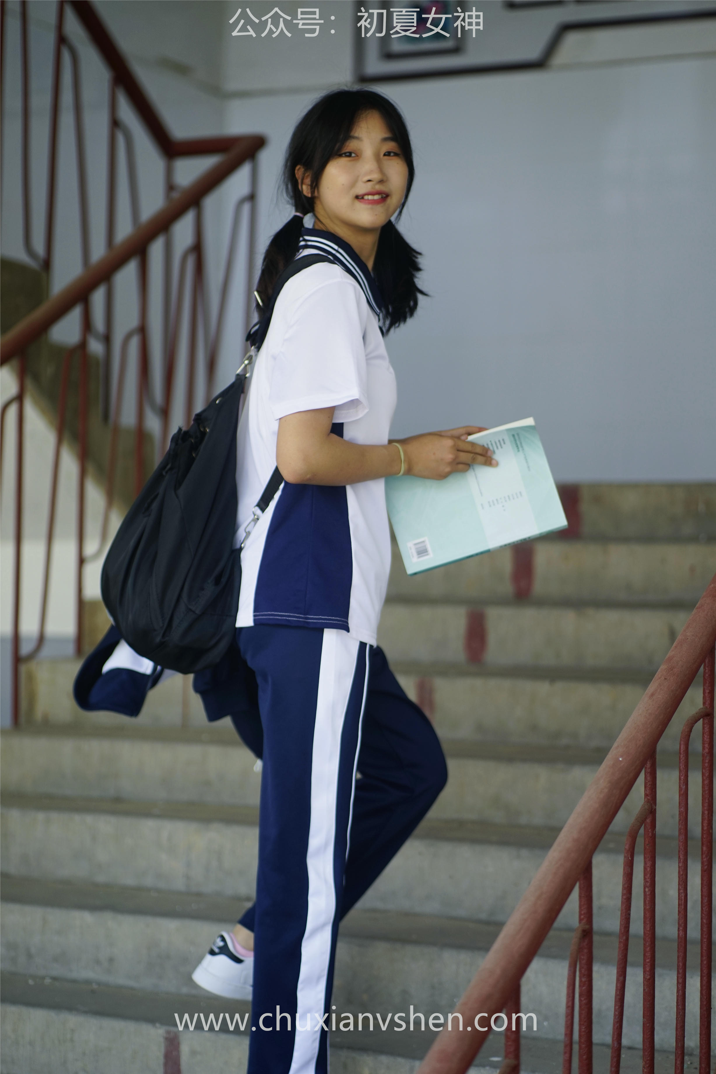 初夏女神 NO.074 点点 旧梦青春[172P+1V／6.61GB]_第8集