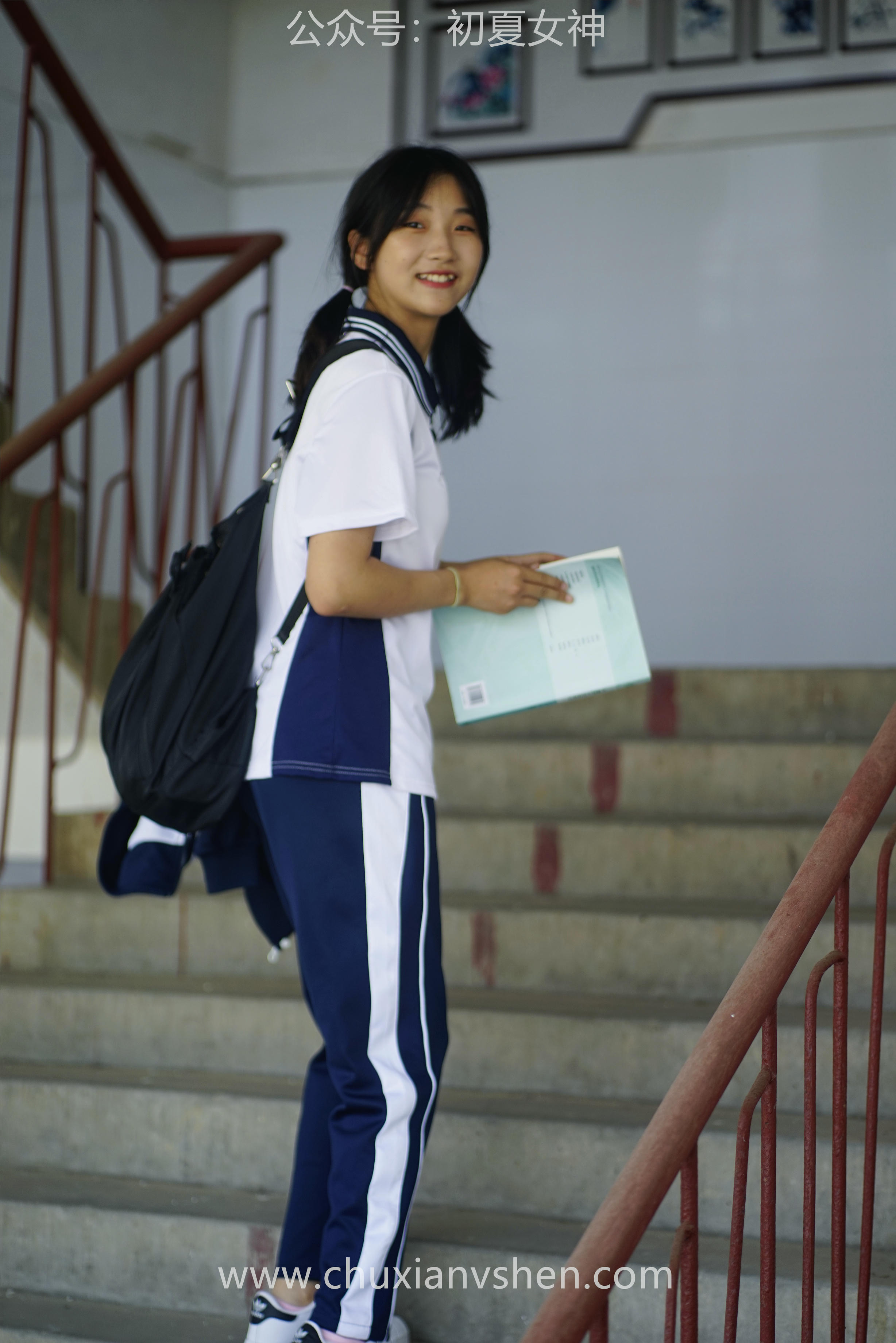 初夏女神 NO.074 点点 旧梦青春[172P+1V／6.61GB]_第9集