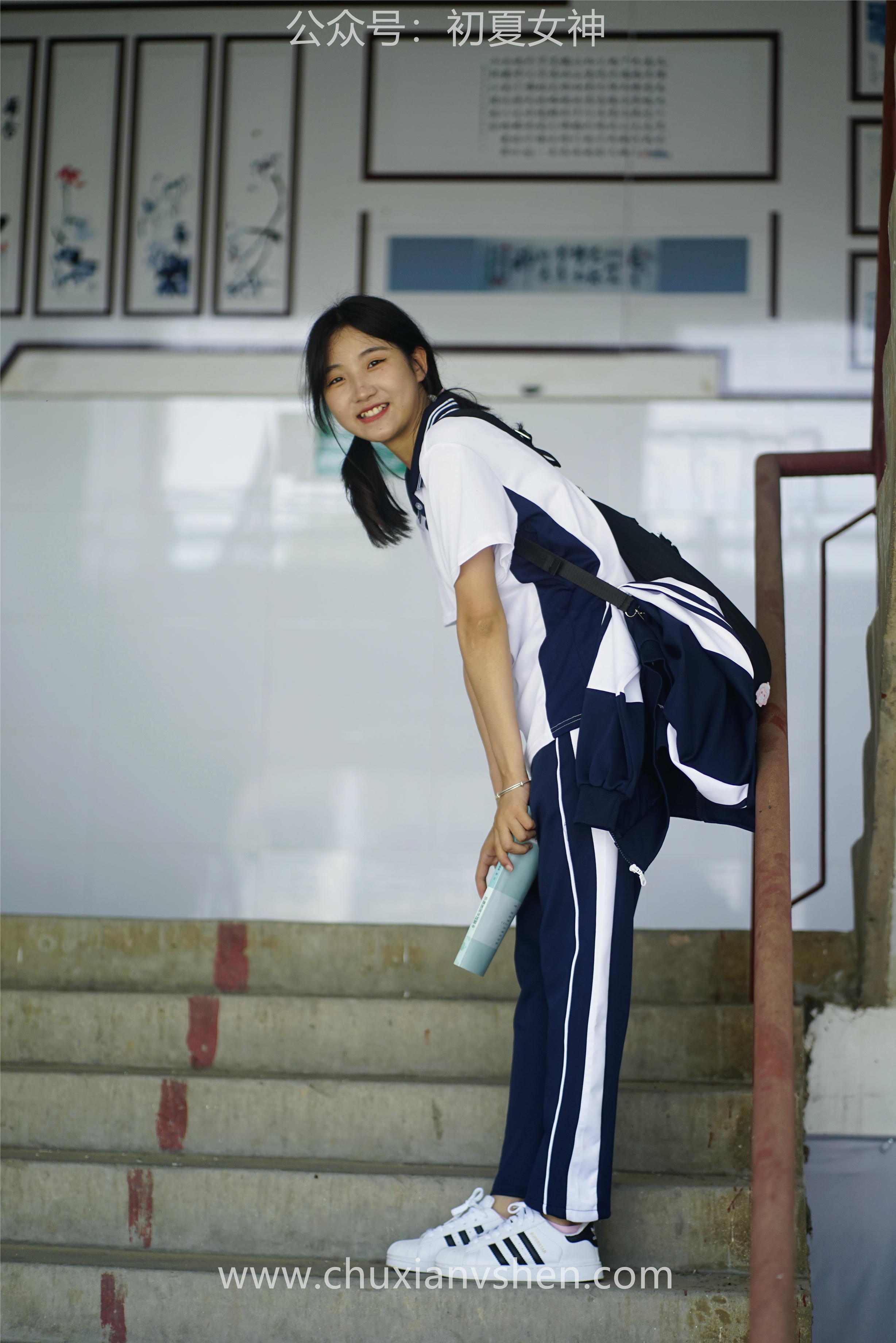 初夏女神 NO.074 点点 旧梦青春[172P+1V／6.61GB]_第9集