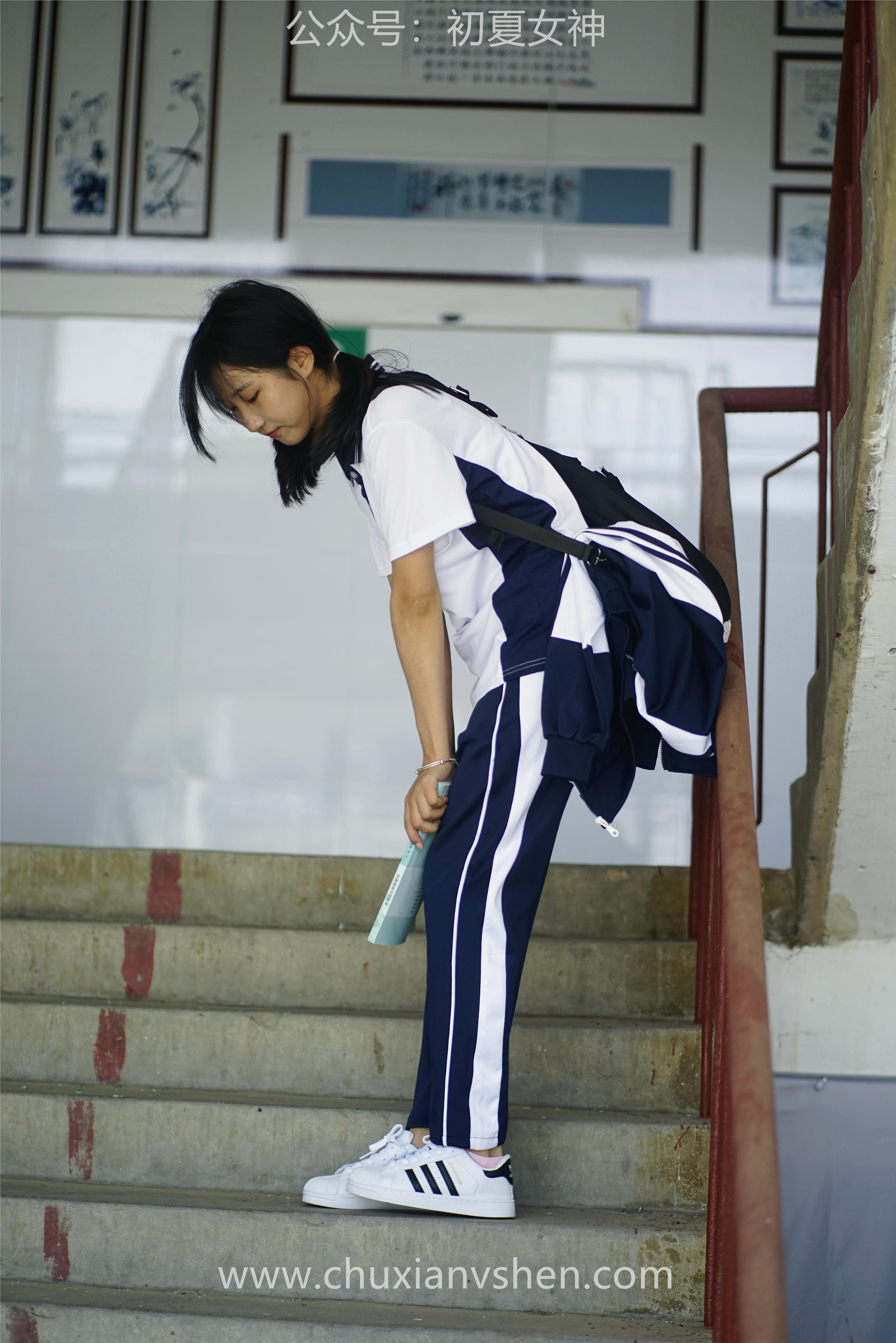 初夏女神 NO.074 点点 旧梦青春[172P+1V／6.61GB]_第9集