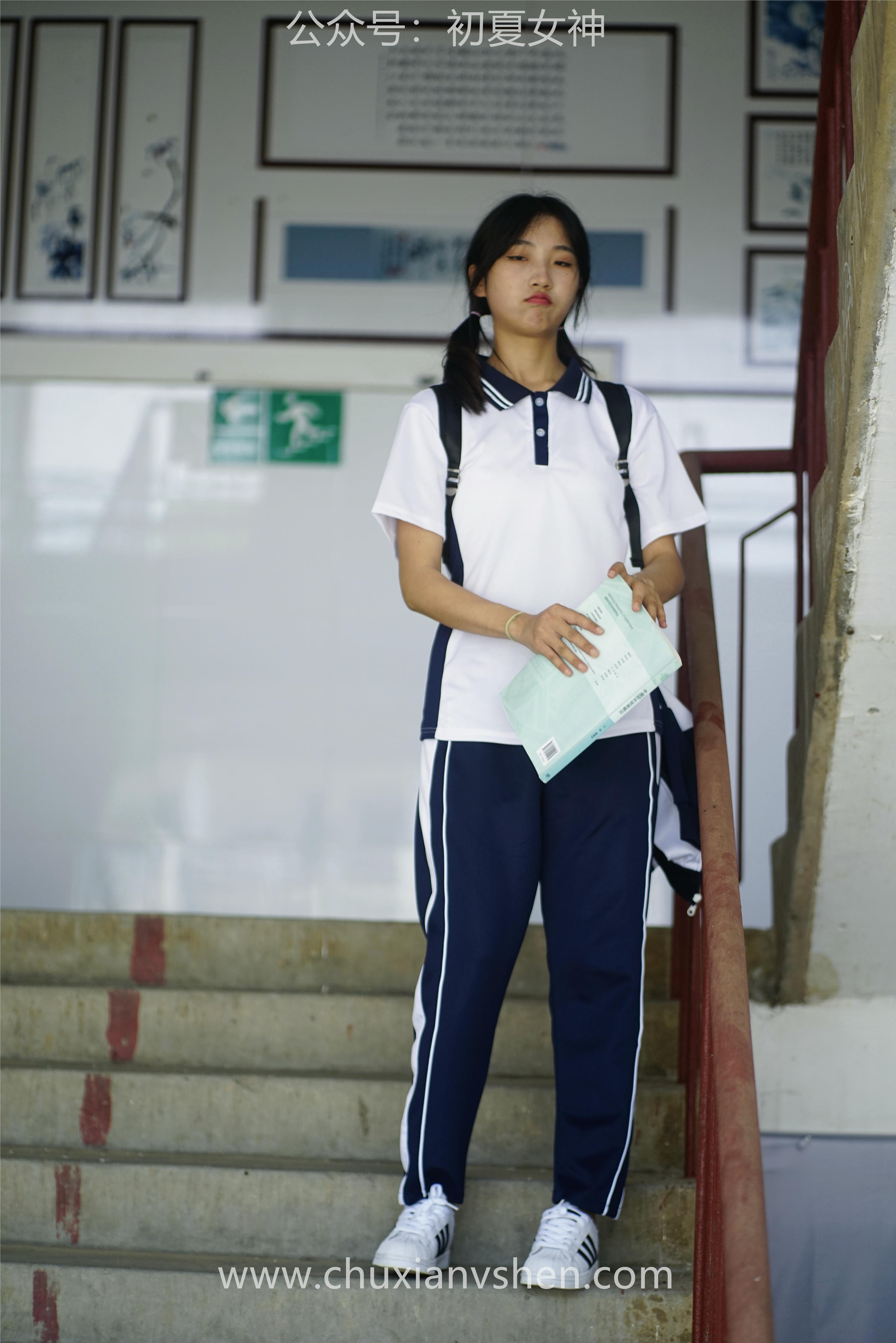 初夏女神 NO.074 点点 旧梦青春[172P+1V／6.61GB]_第9集