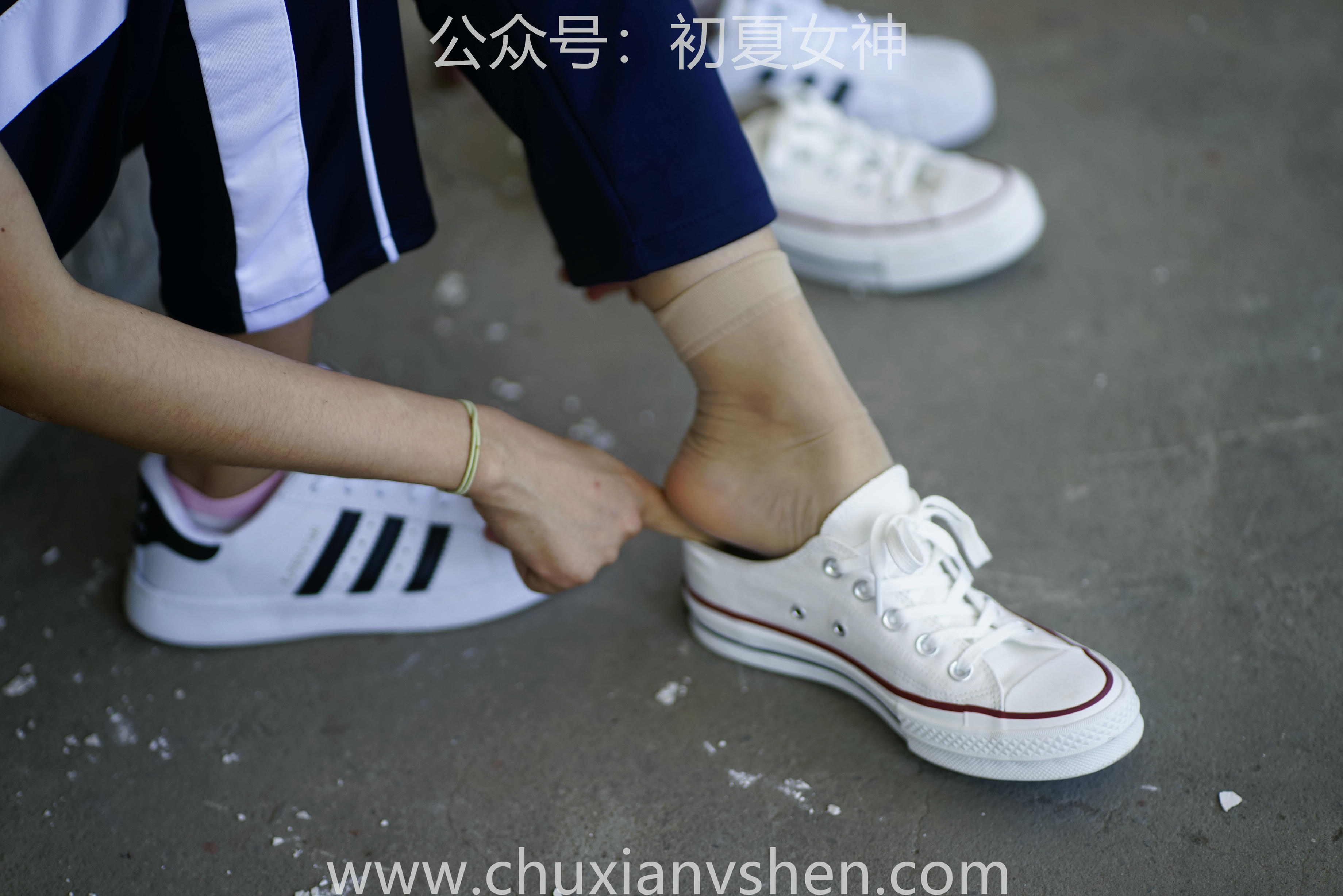 初夏女神 NO.074 点点 旧梦青春[172P+1V／6.61GB]_第3集