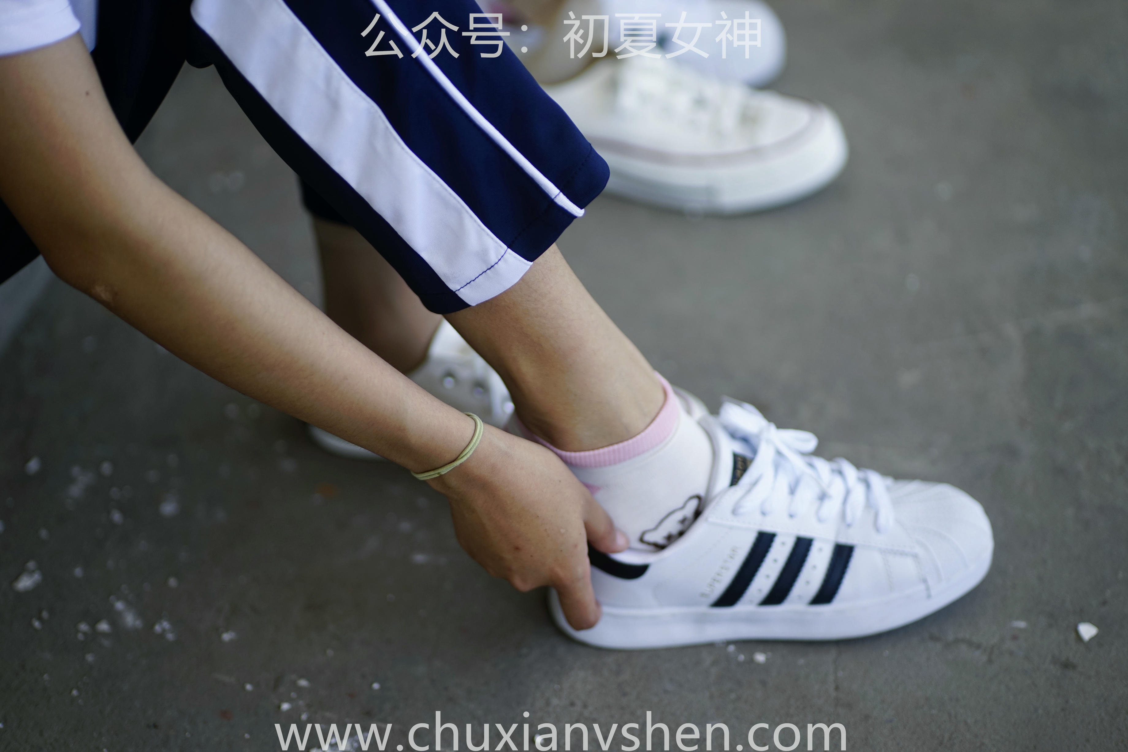 初夏女神 NO.074 点点 旧梦青春[172P+1V／6.61GB]_第3集