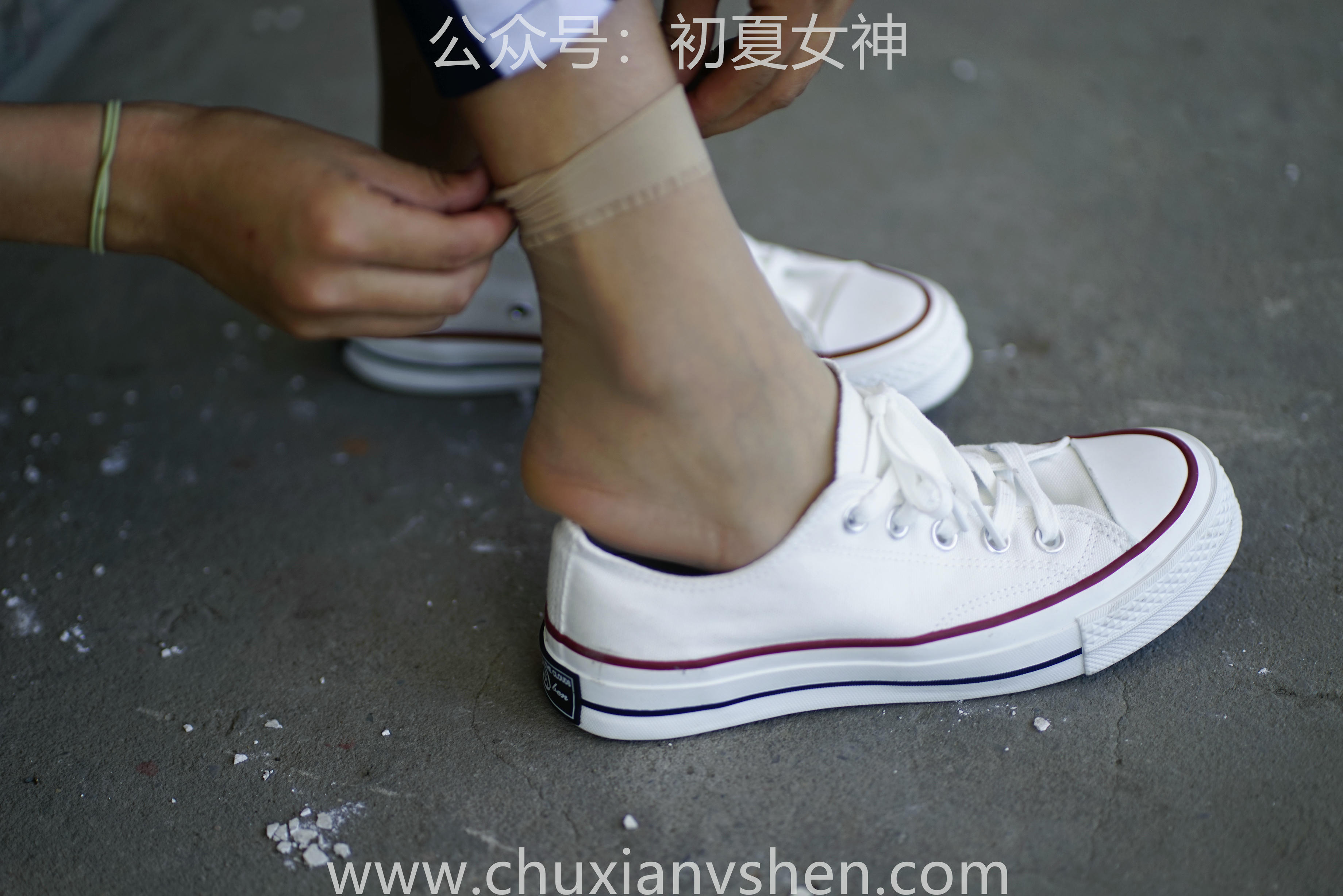 初夏女神 NO.074 点点 旧梦青春[172P+1V／6.61GB]_第3集