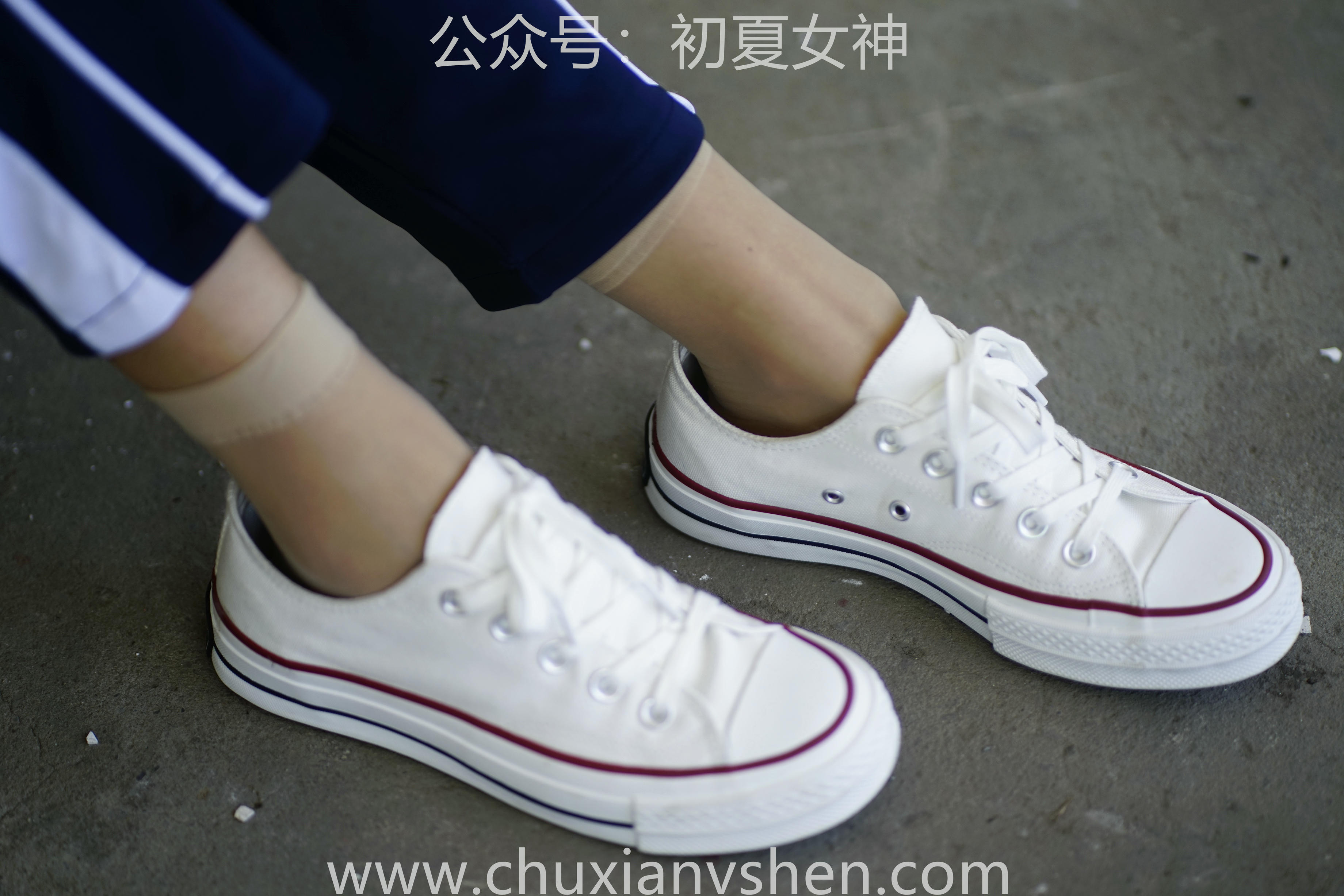 初夏女神 NO.074 点点 旧梦青春[172P+1V／6.61GB]_第4集