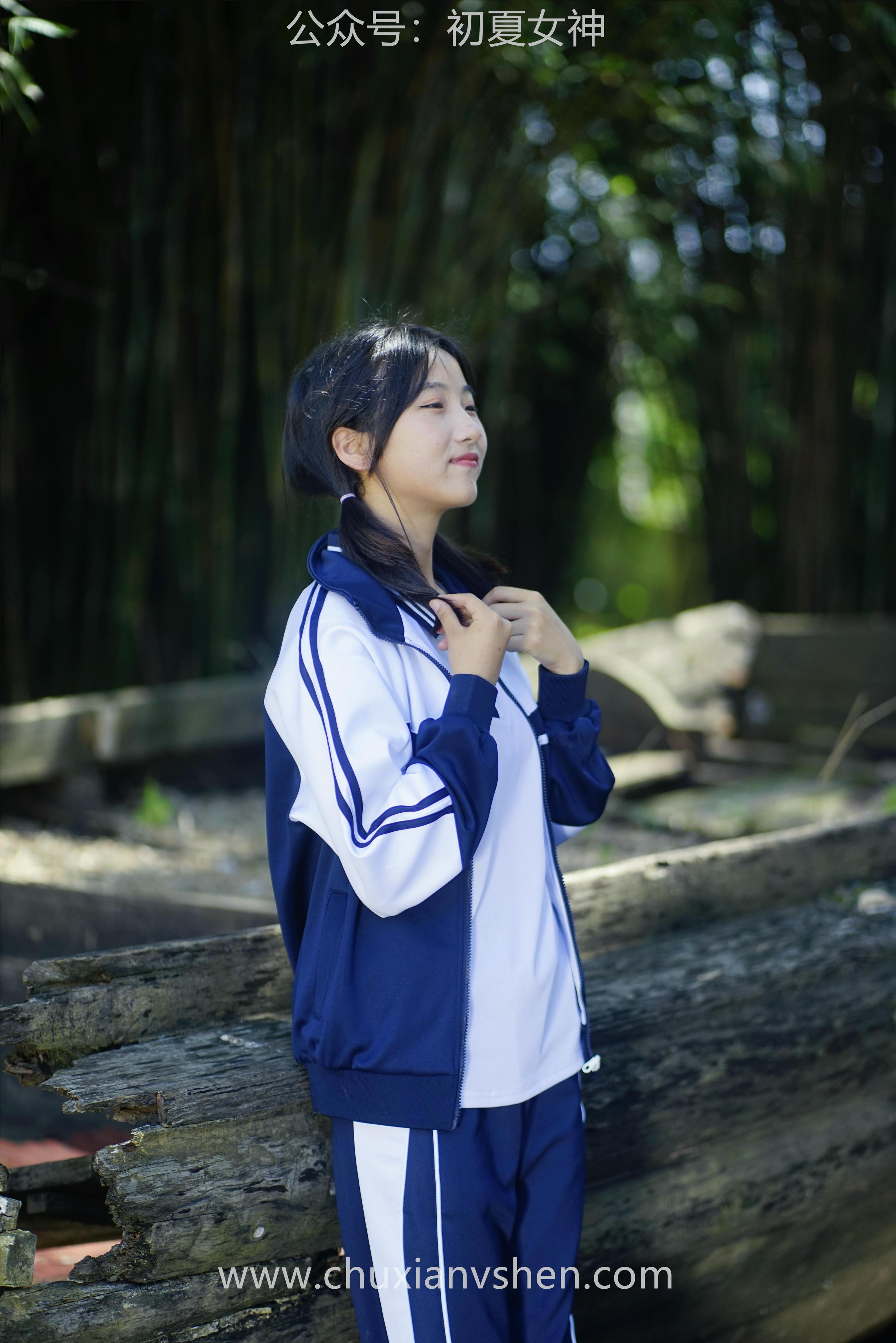 初夏女神 NO.074 点点 旧梦青春[172P+1V／6.61GB]_第4集