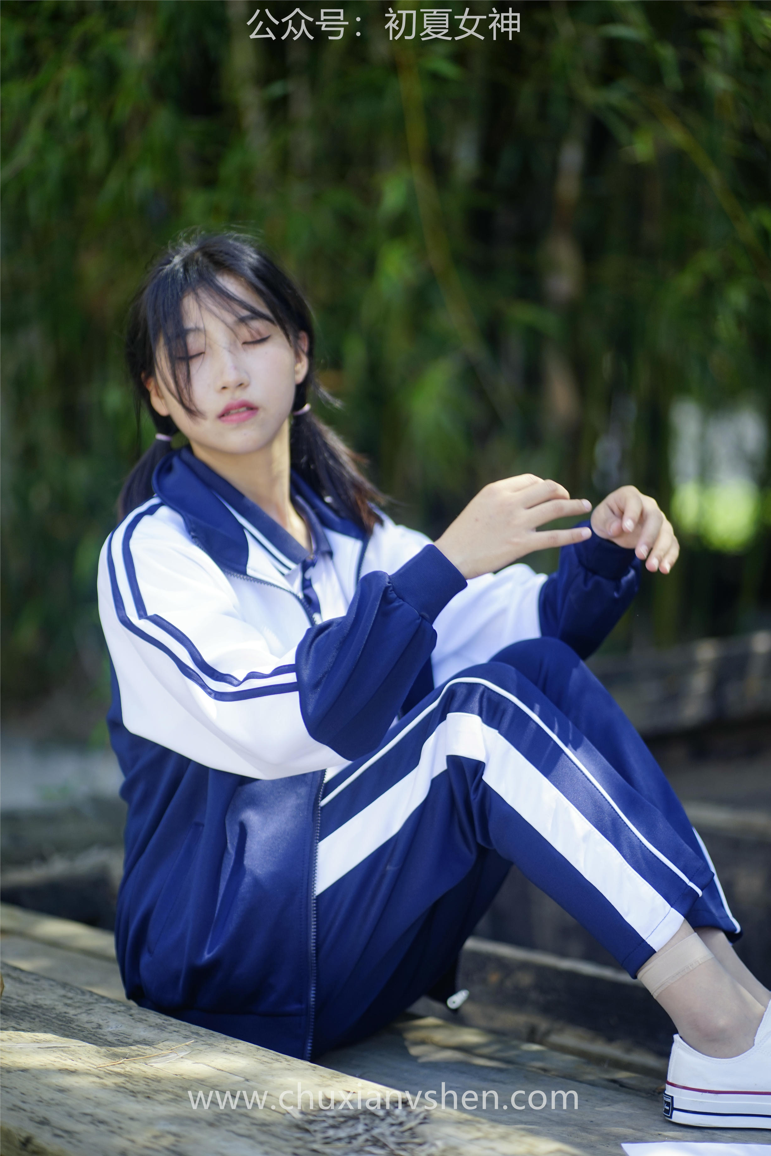 初夏女神 NO.074 点点 旧梦青春[172P+1V／6.61GB]_第5集