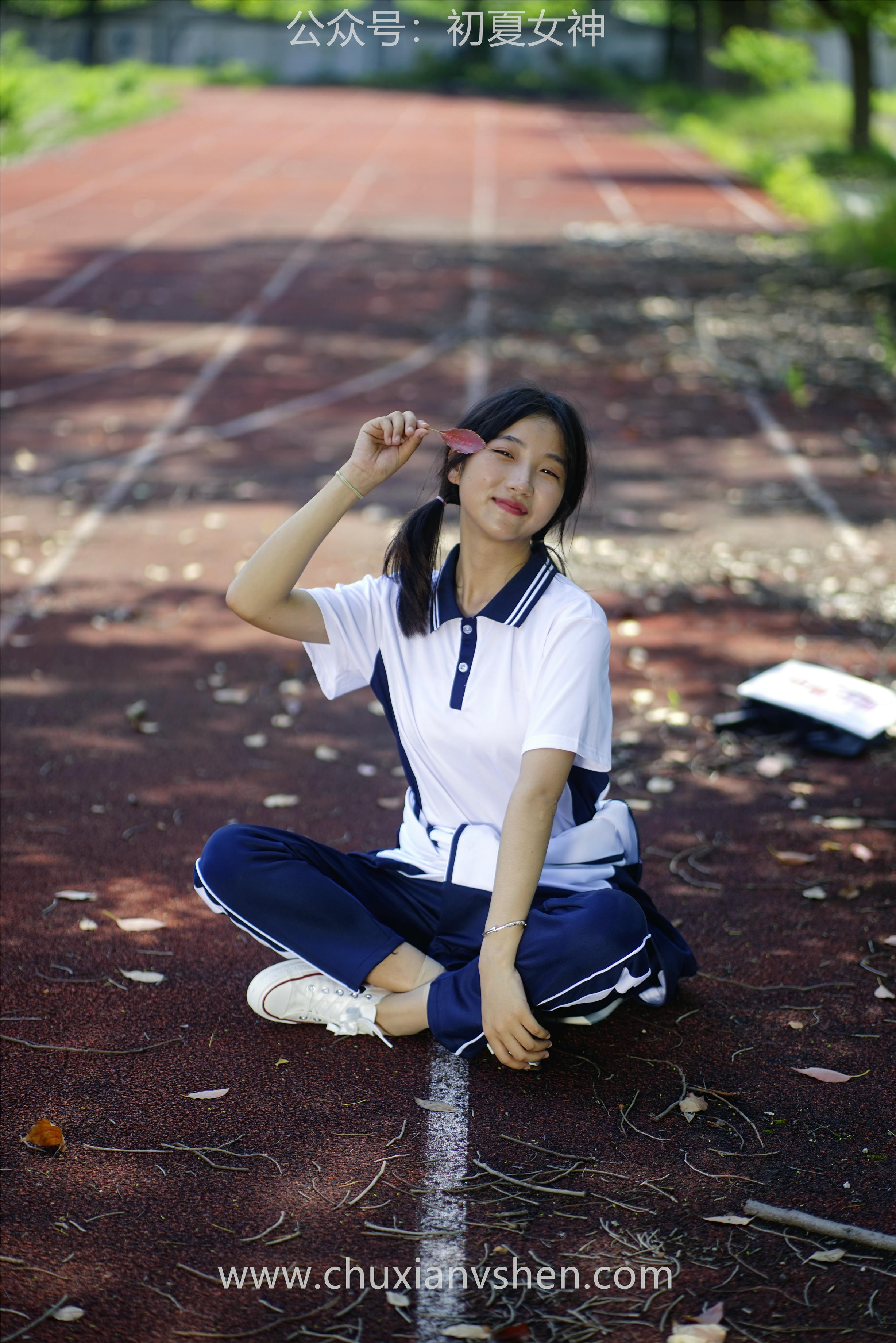 初夏女神 NO.074 点点 旧梦青春[172P+1V／6.61GB]_第5集