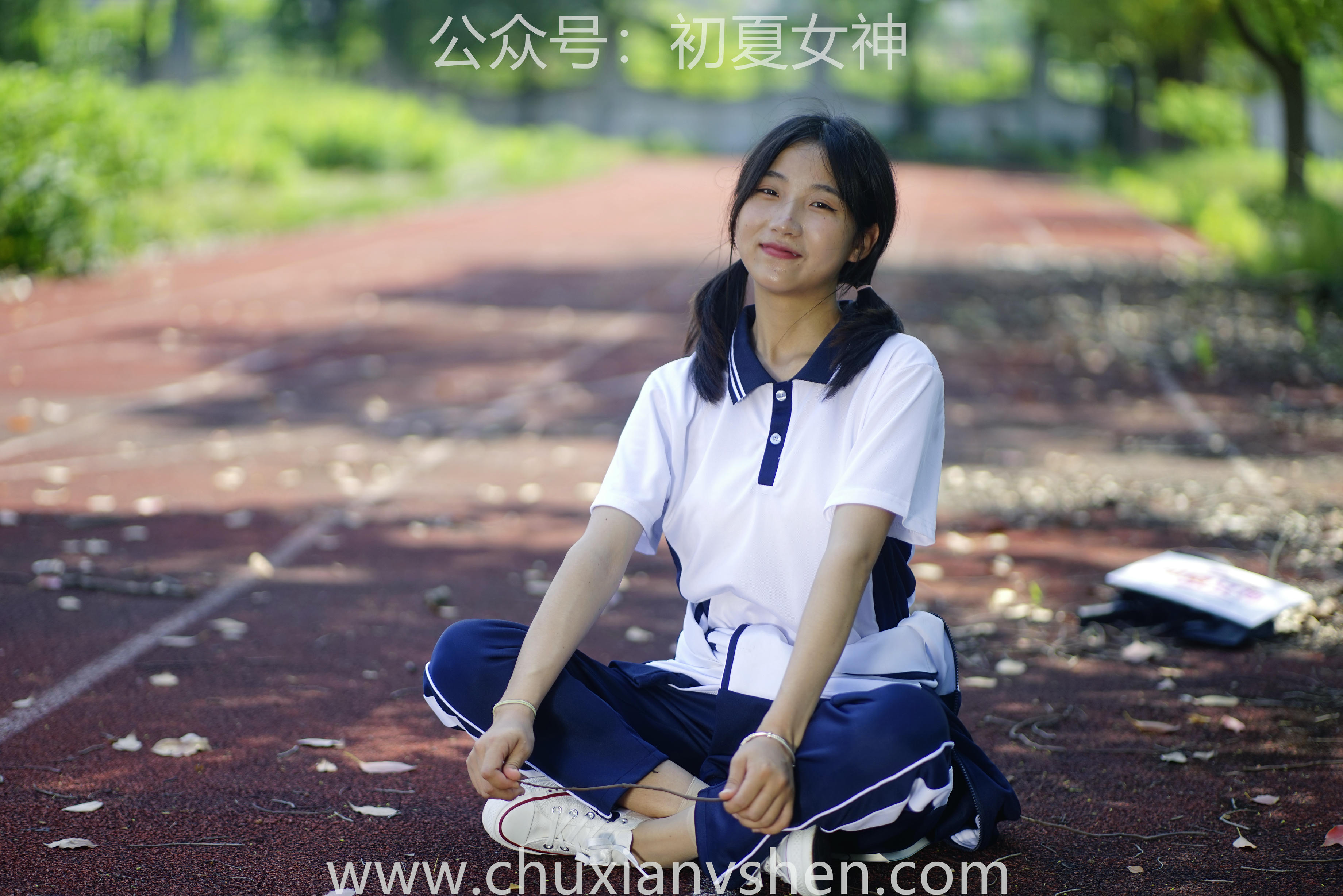 初夏女神 NO.074 点点 旧梦青春[172P+1V／6.61GB]_第5集