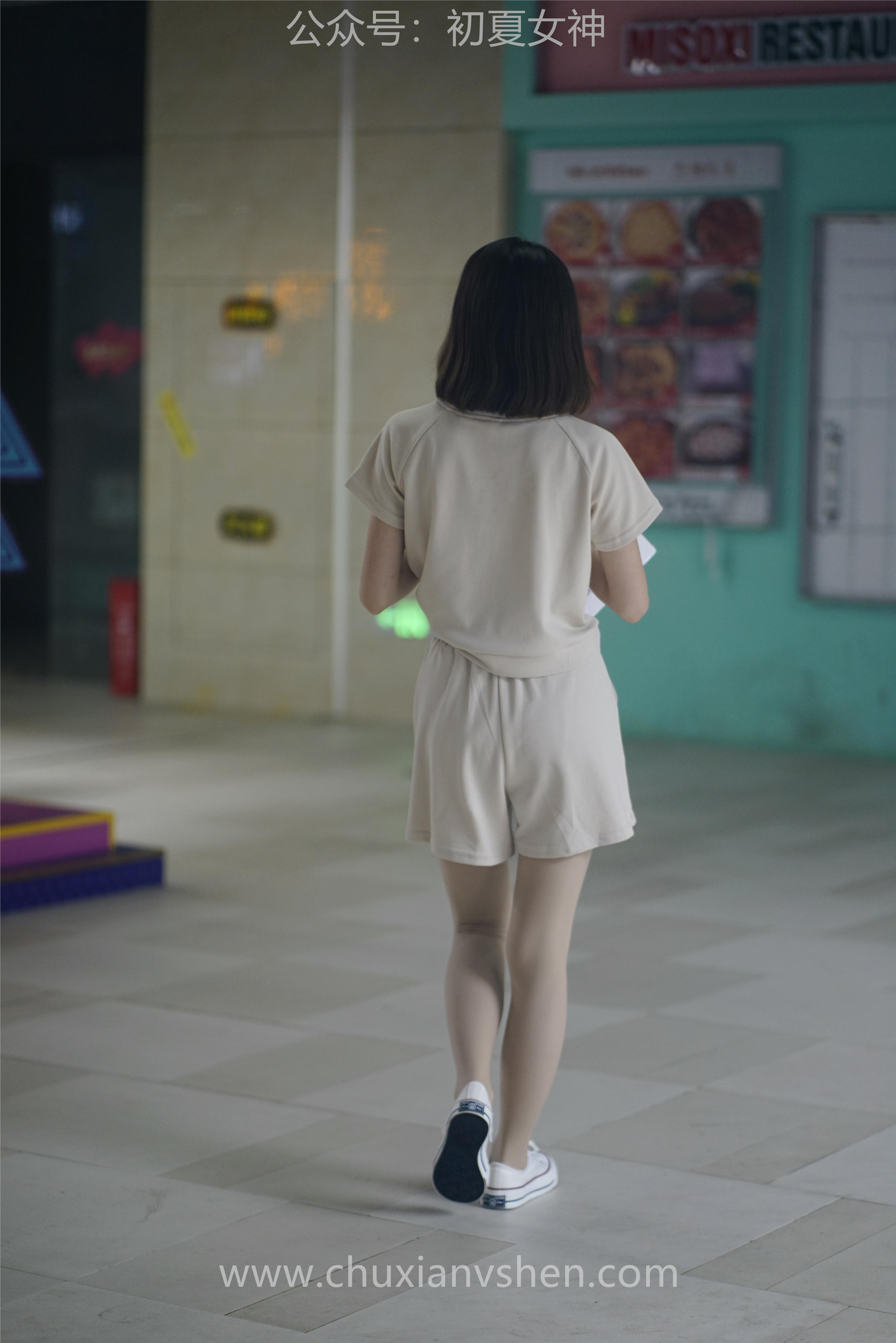 初夏女神 NO.075 大发 时尚短裤套装[130P+1V／6.82GB]_第6集