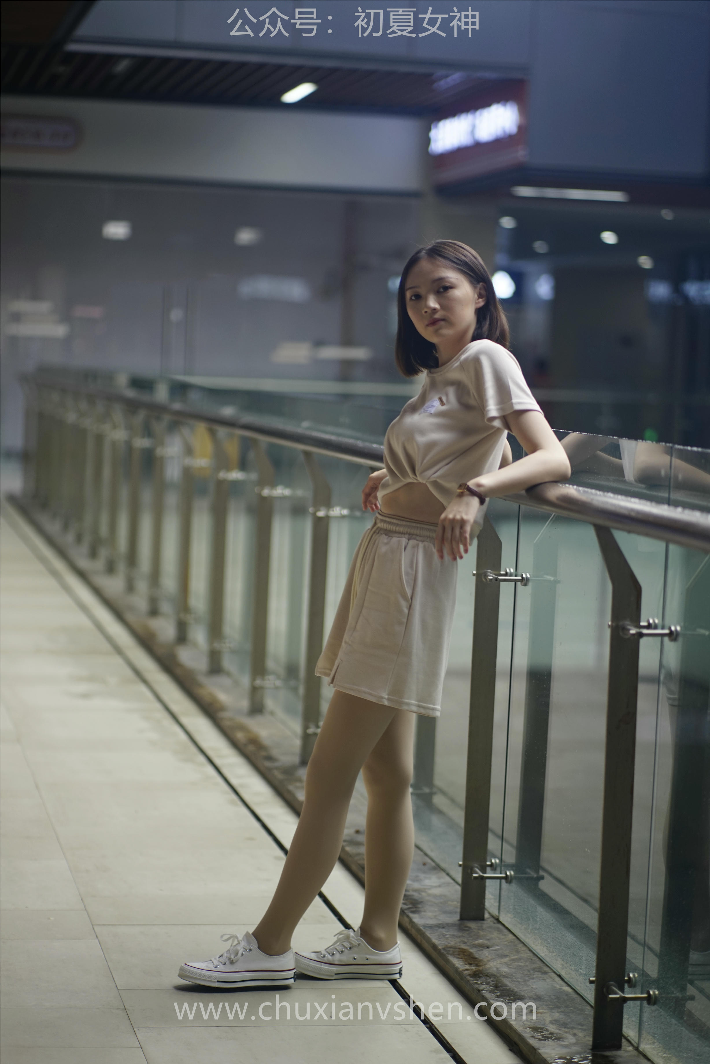 初夏女神 NO.075 大发 时尚短裤套装[130P+1V／6.82GB]_第6集