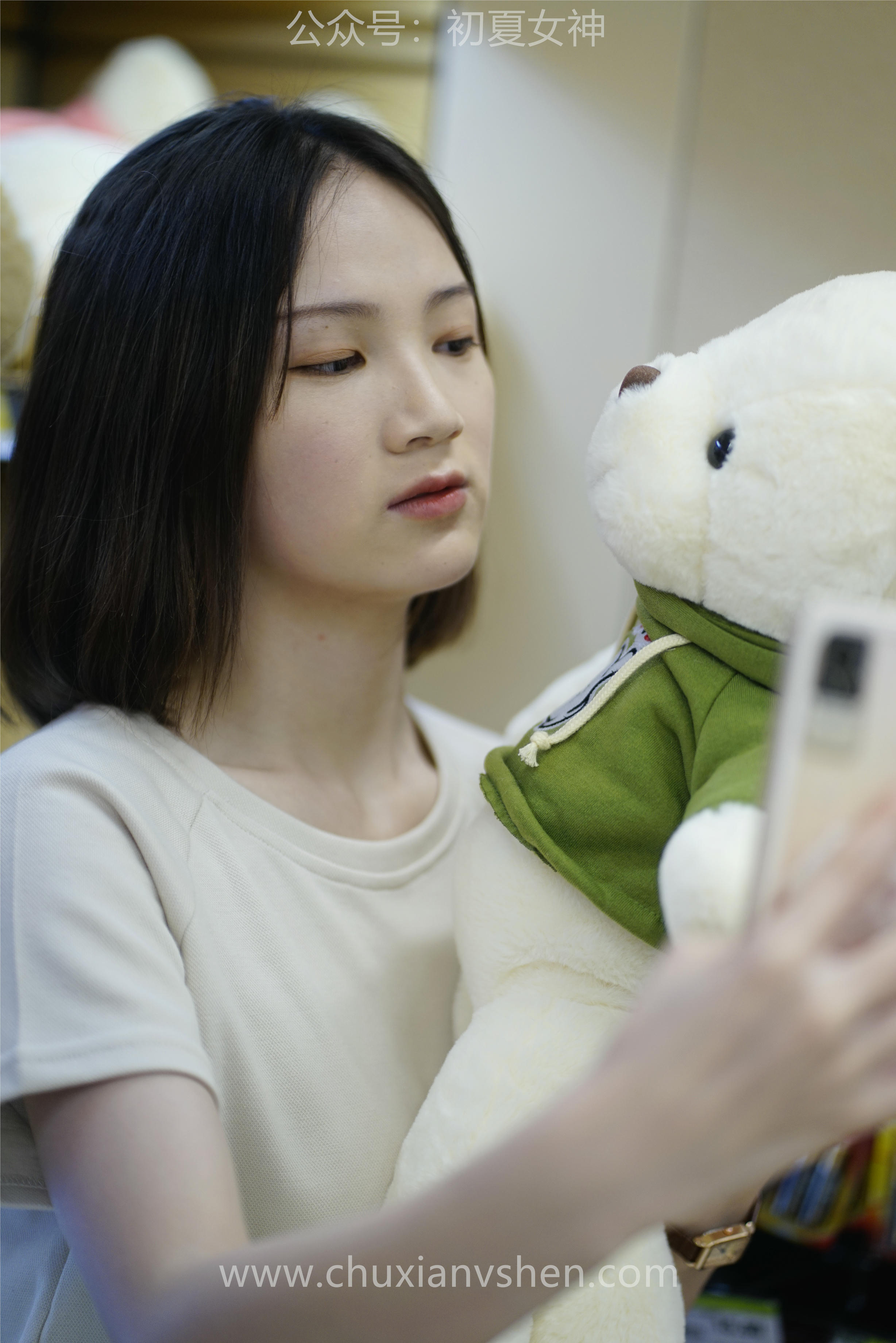 初夏女神 NO.075 大发 时尚短裤套装[130P+1V／6.82GB]_第2集