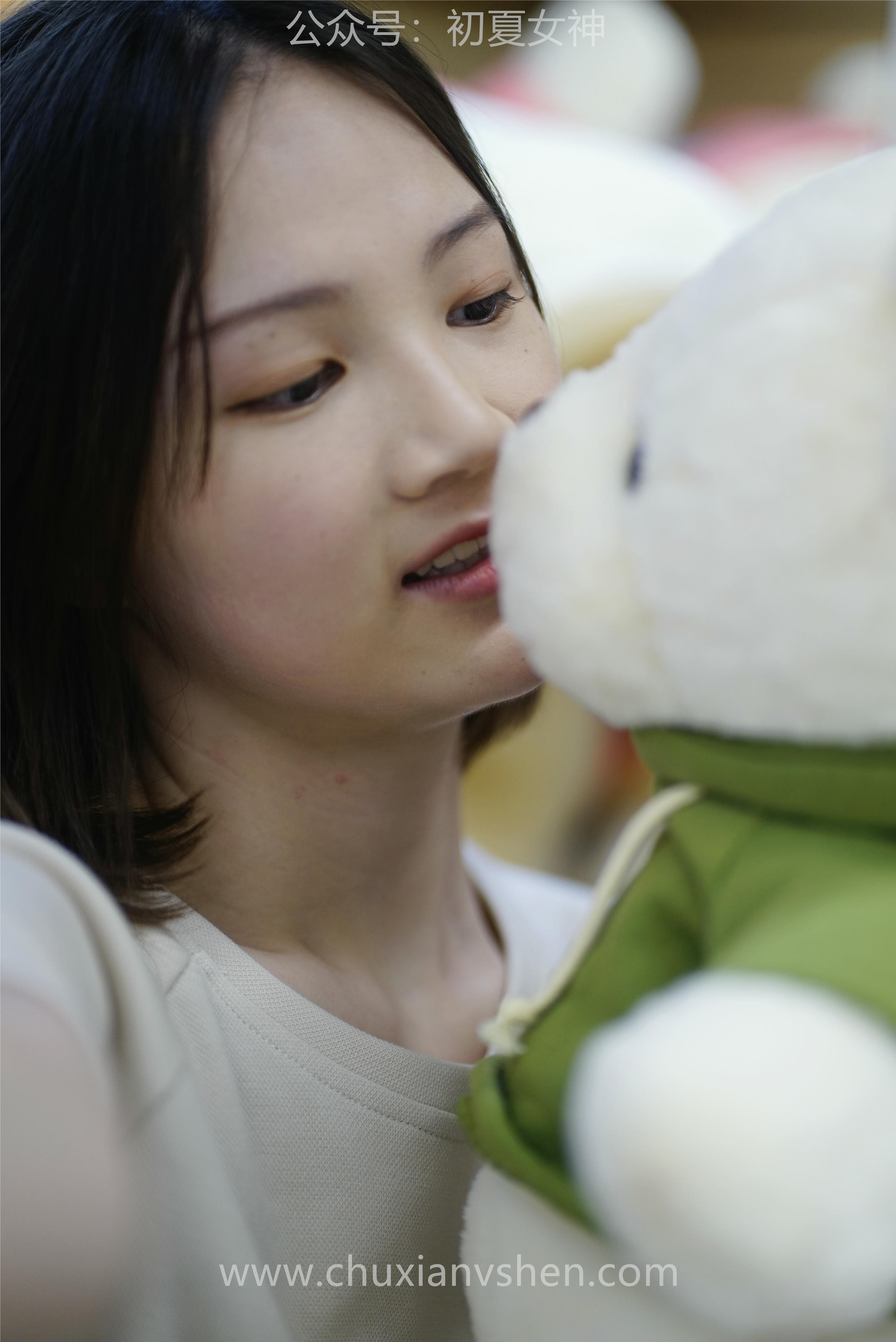 初夏女神 NO.075 大发 时尚短裤套装[130P+1V／6.82GB]_第2集