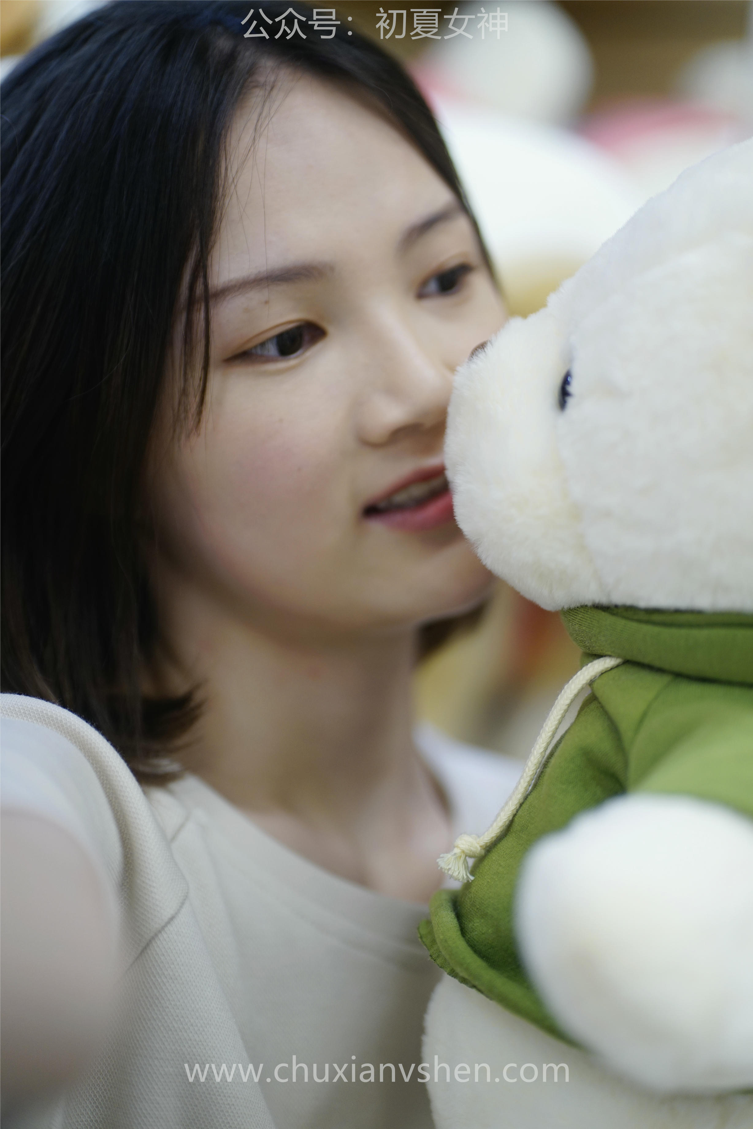 初夏女神 NO.075 大发 时尚短裤套装[130P+1V／6.82GB]_第2集