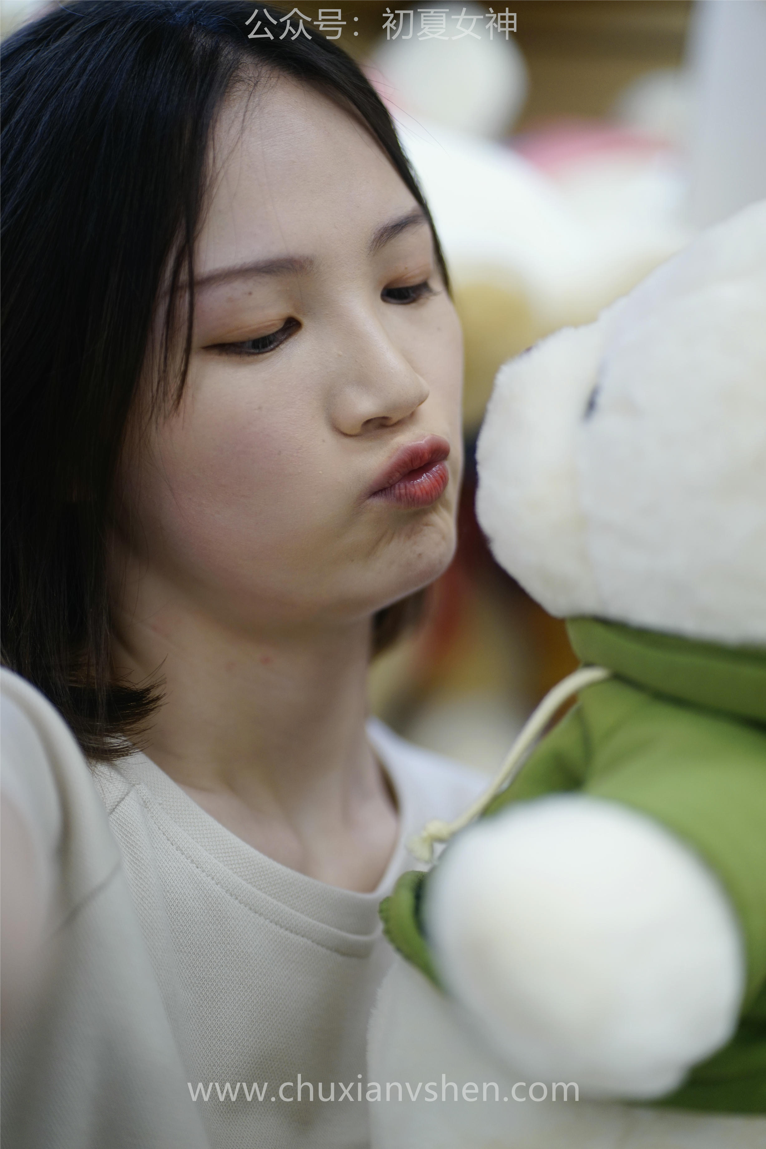 初夏女神 NO.075 大发 时尚短裤套装[130P+1V／6.82GB]_第2集