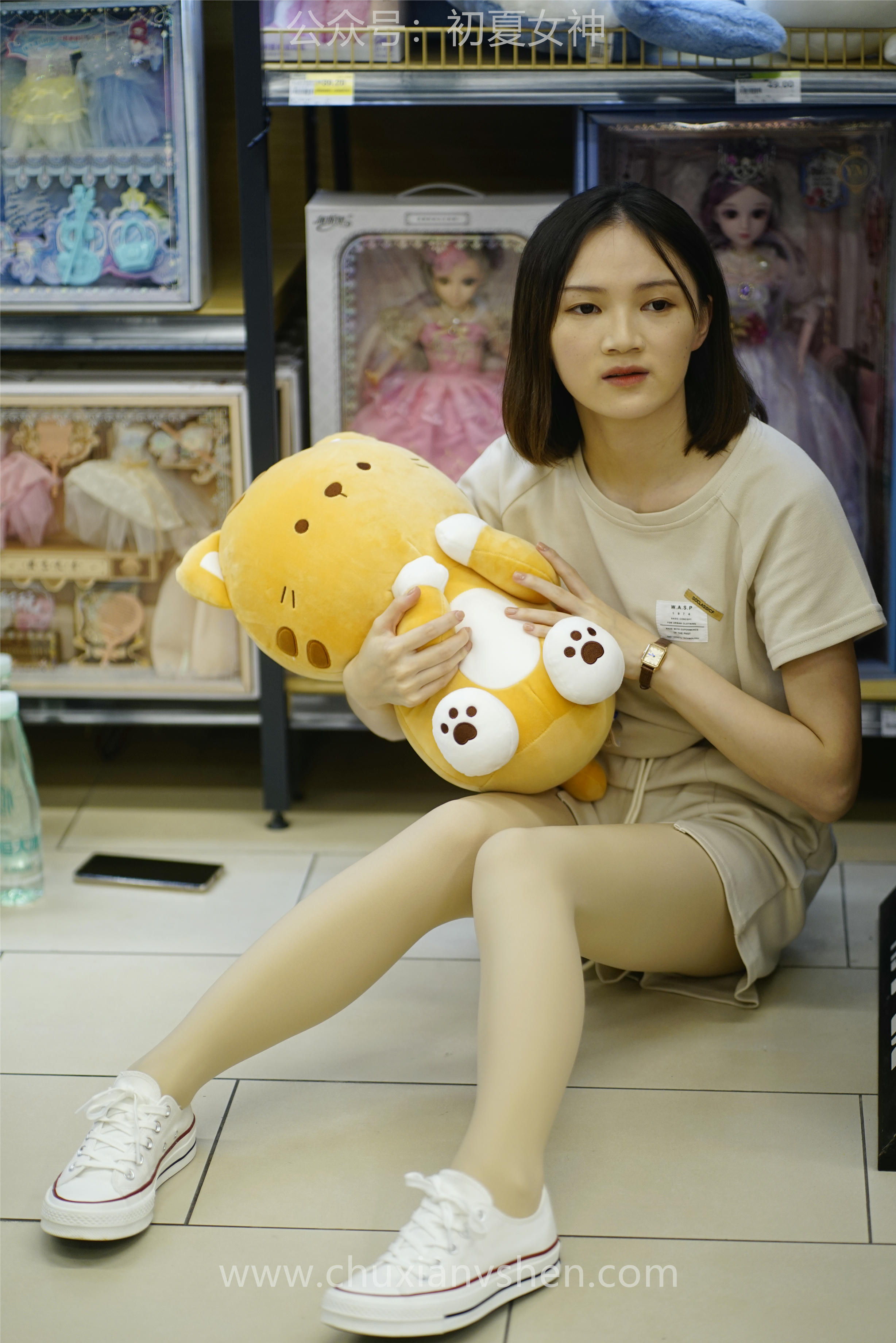 初夏女神 NO.075 大发 时尚短裤套装[130P+1V／6.82GB]_第5集