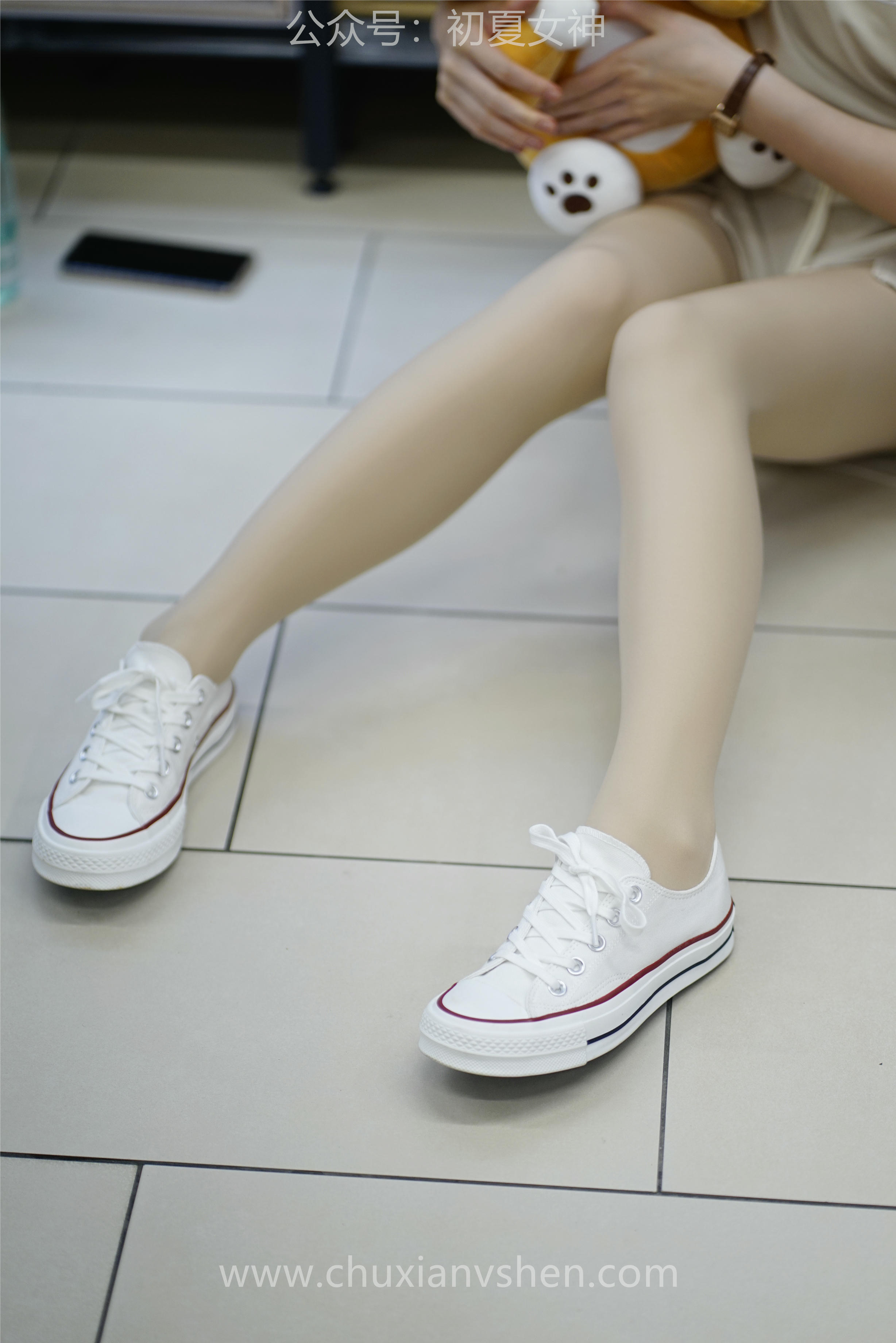 初夏女神 NO.075 大发 时尚短裤套装[130P+1V／6.82GB]_第5集