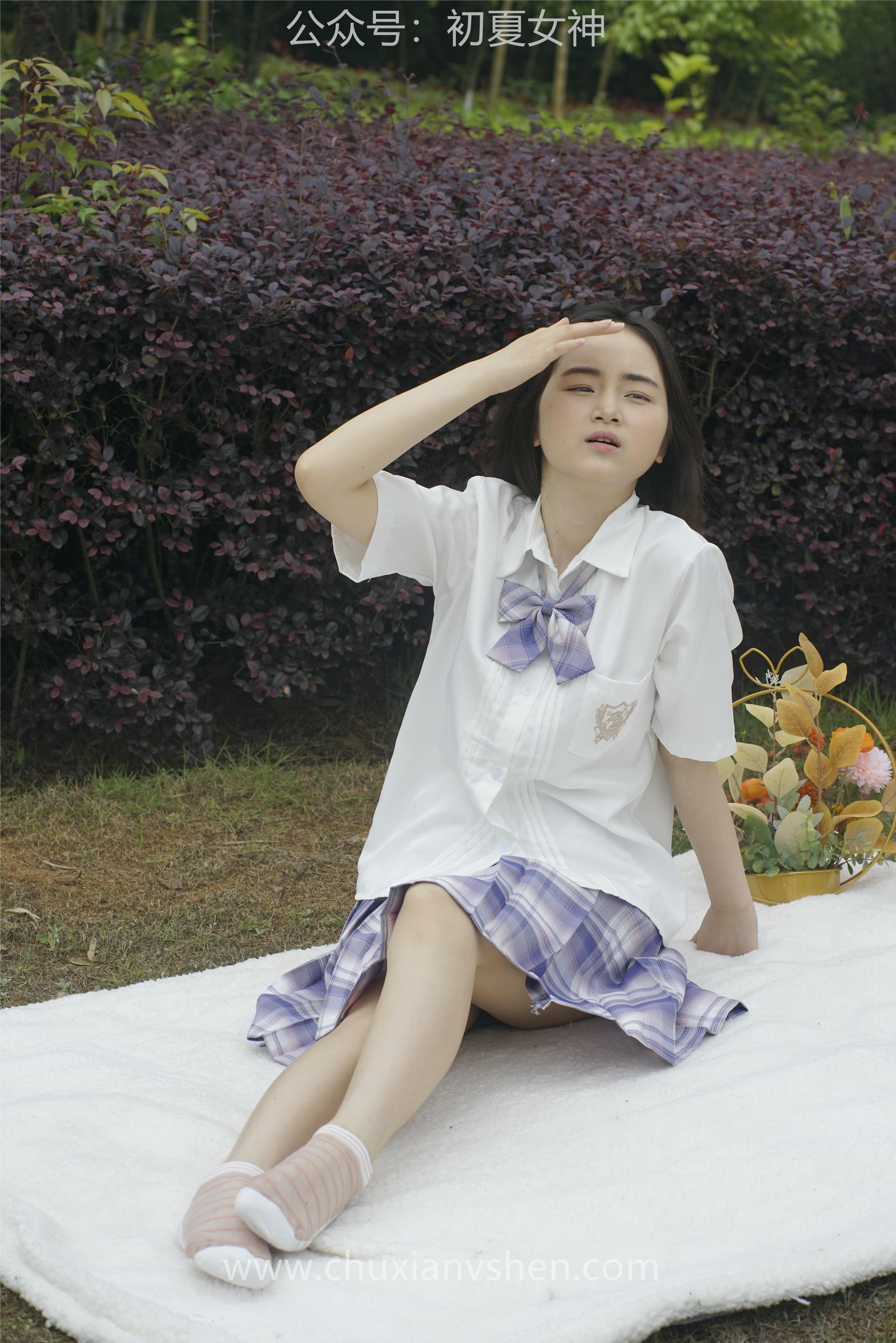 初夏女神 NO.076 十一 周末丛林 JK套搭配的袜子遭嫌弃[153P+1V／6.08GB]_第7集