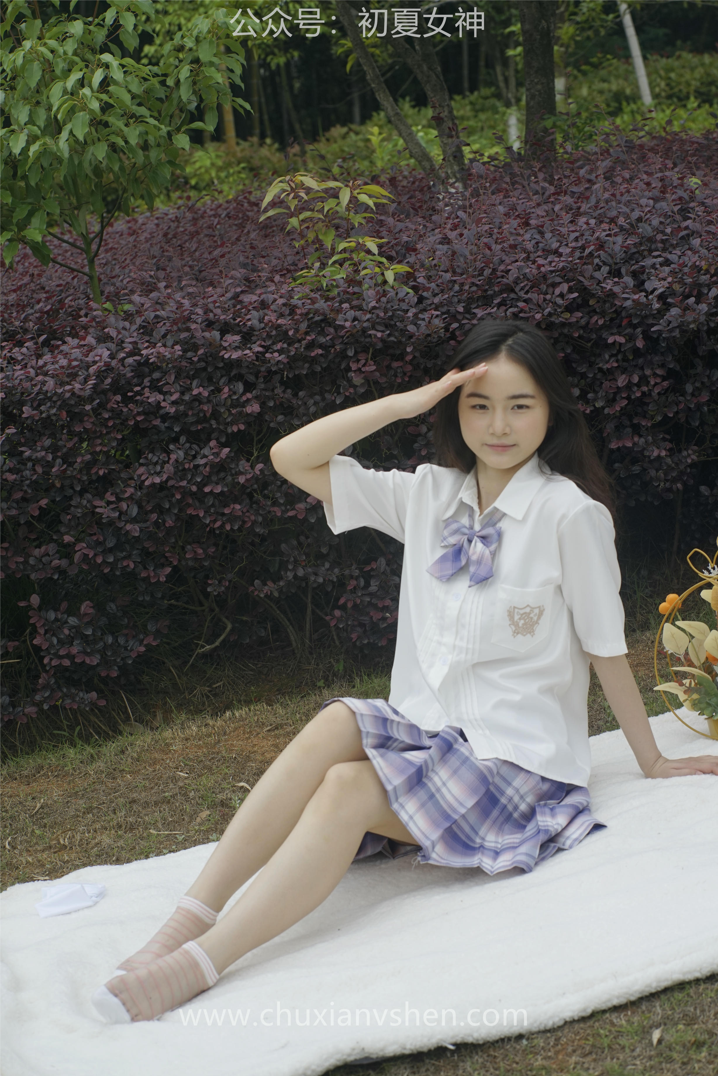 初夏女神 NO.076 十一 周末丛林 JK套搭配的袜子遭嫌弃[153P+1V／6.08GB]_第7集