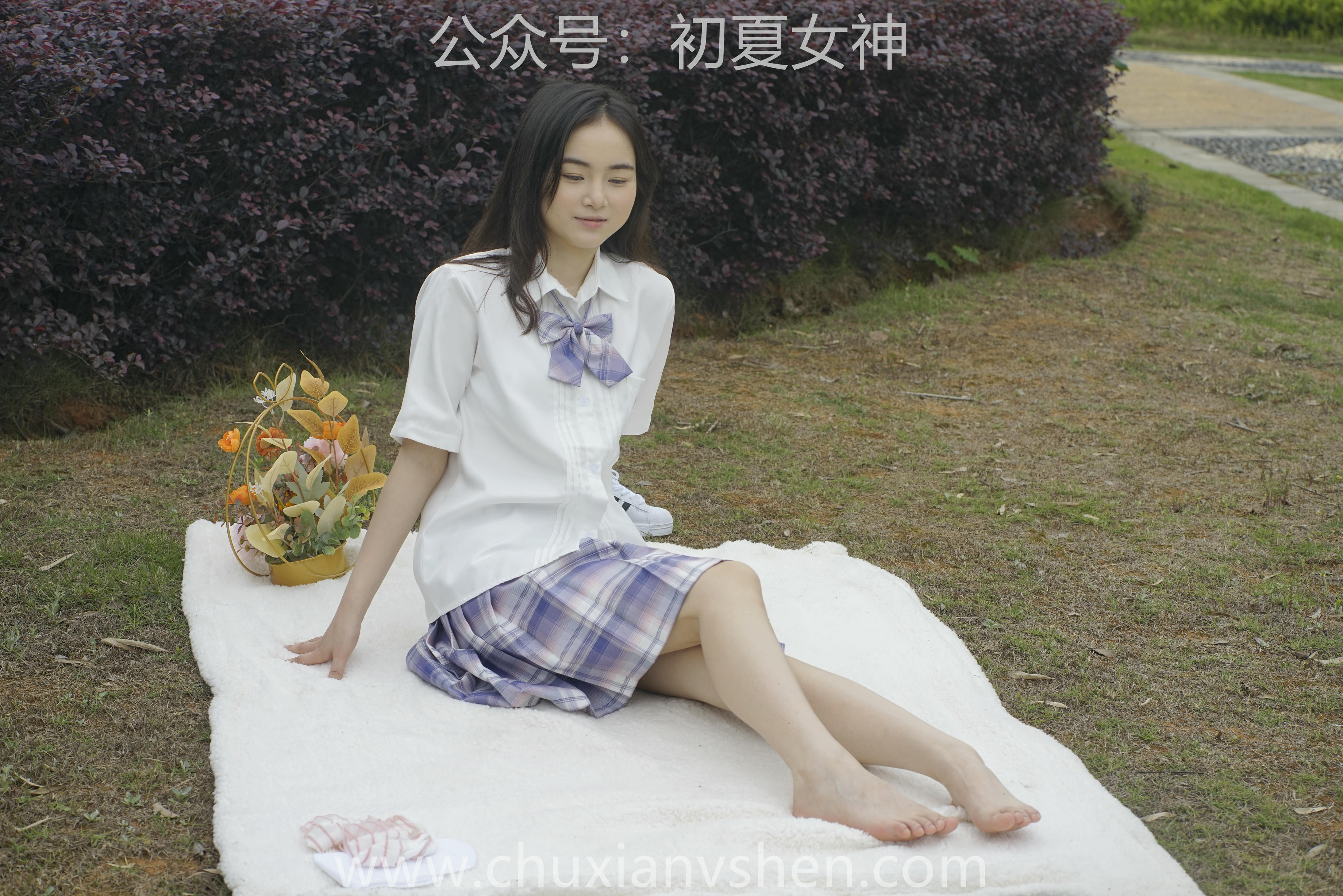 初夏女神 NO.076 十一 周末丛林 JK套搭配的袜子遭嫌弃[153P+1V／6.08GB]_第7集