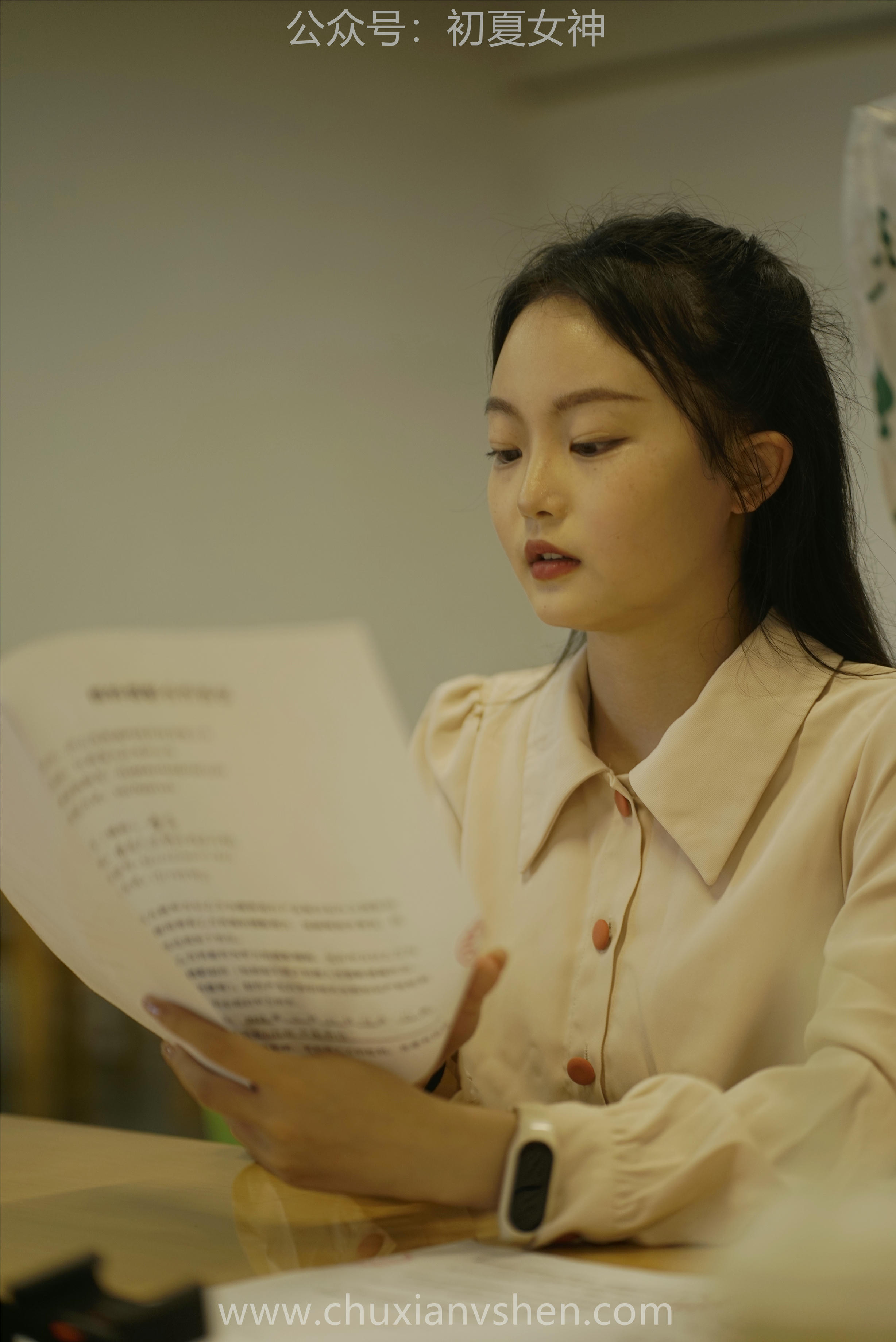 初夏女神 NO.077 双双 偶遇学姐 周末逛商场[120P+1V／6.90GB]_第6集