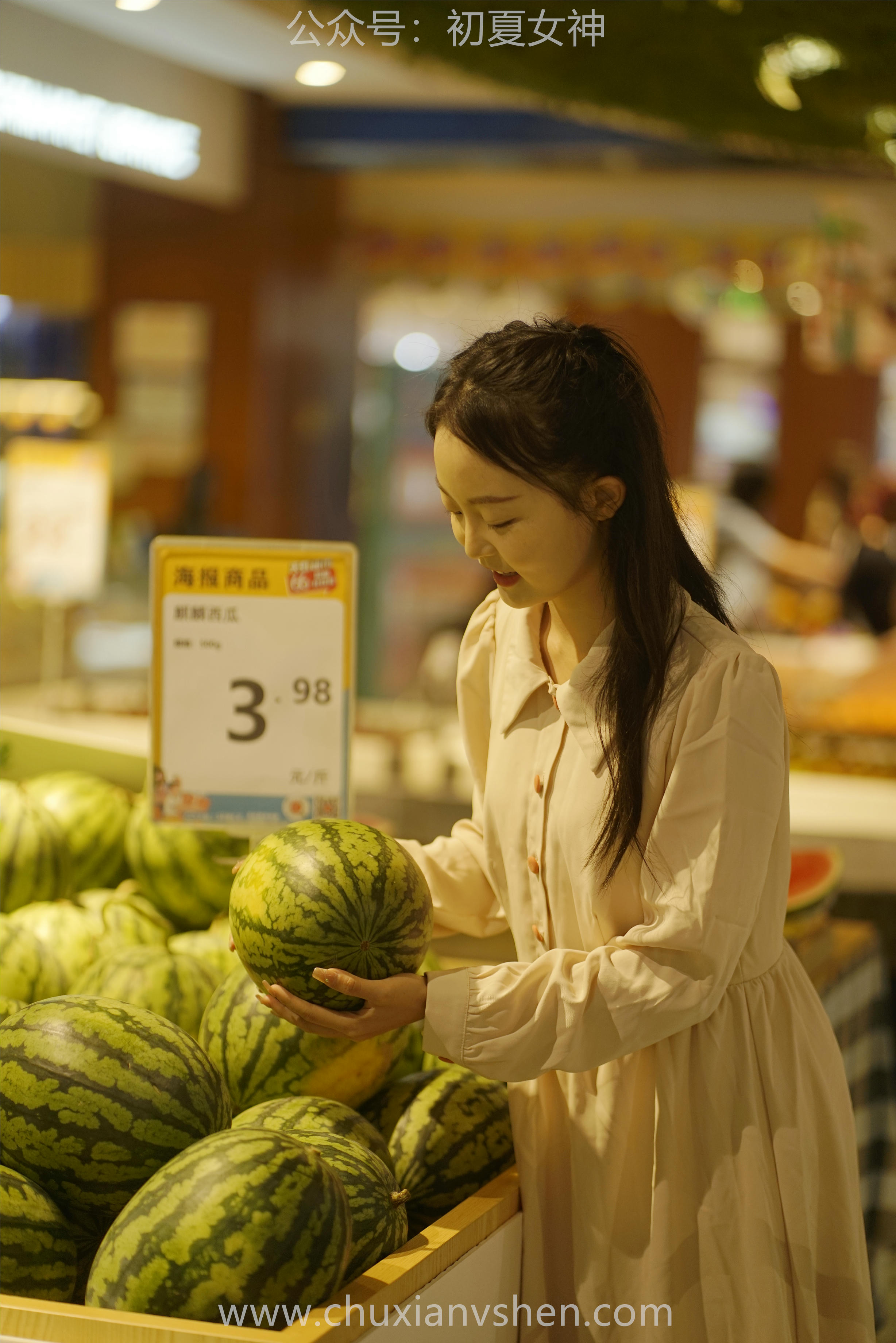 初夏女神 NO.077 双双 偶遇学姐 周末逛商场[120P+1V／6.90GB]_第1集