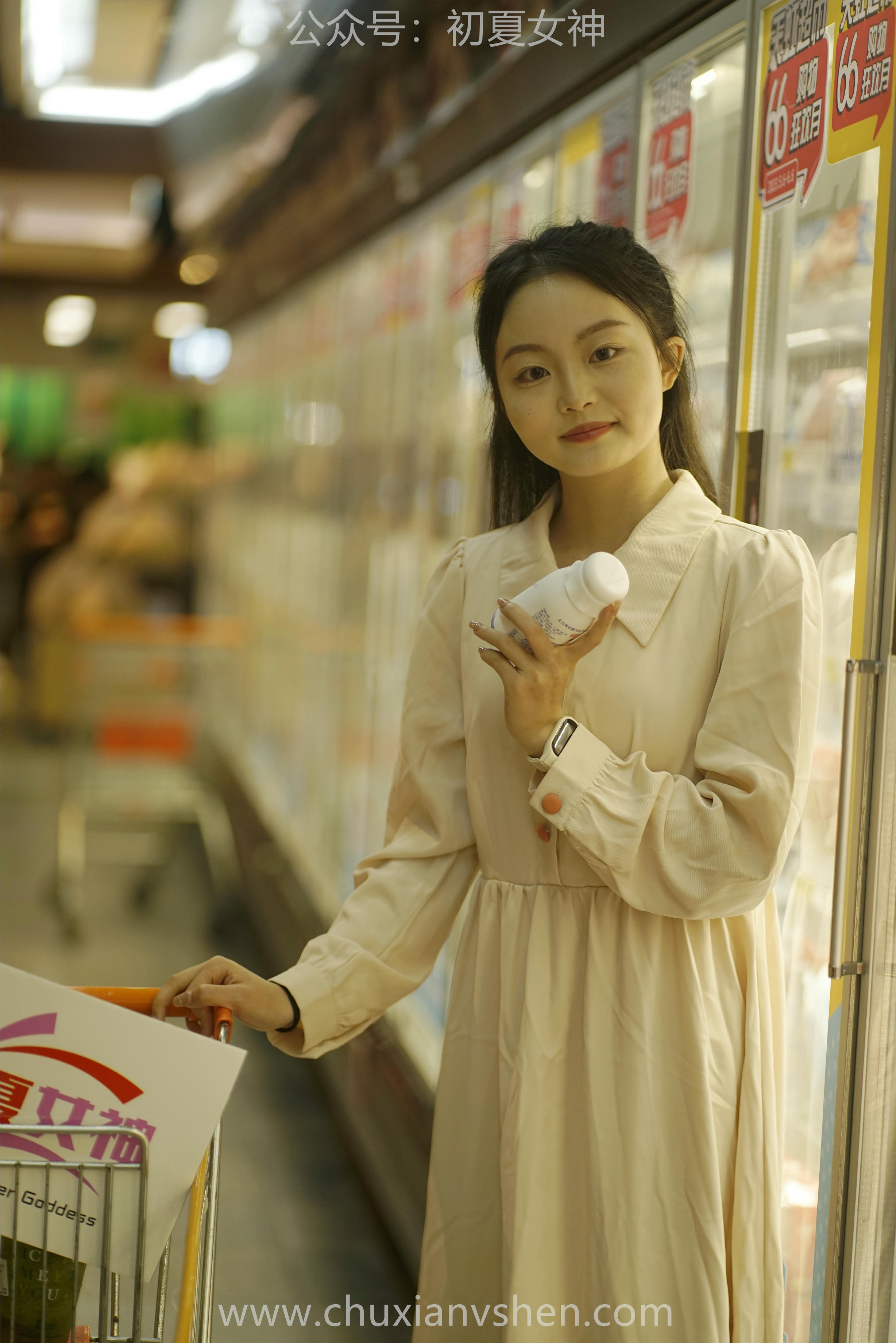 初夏女神 NO.077 双双 偶遇学姐 周末逛商场[120P+1V／6.90GB]_第1集