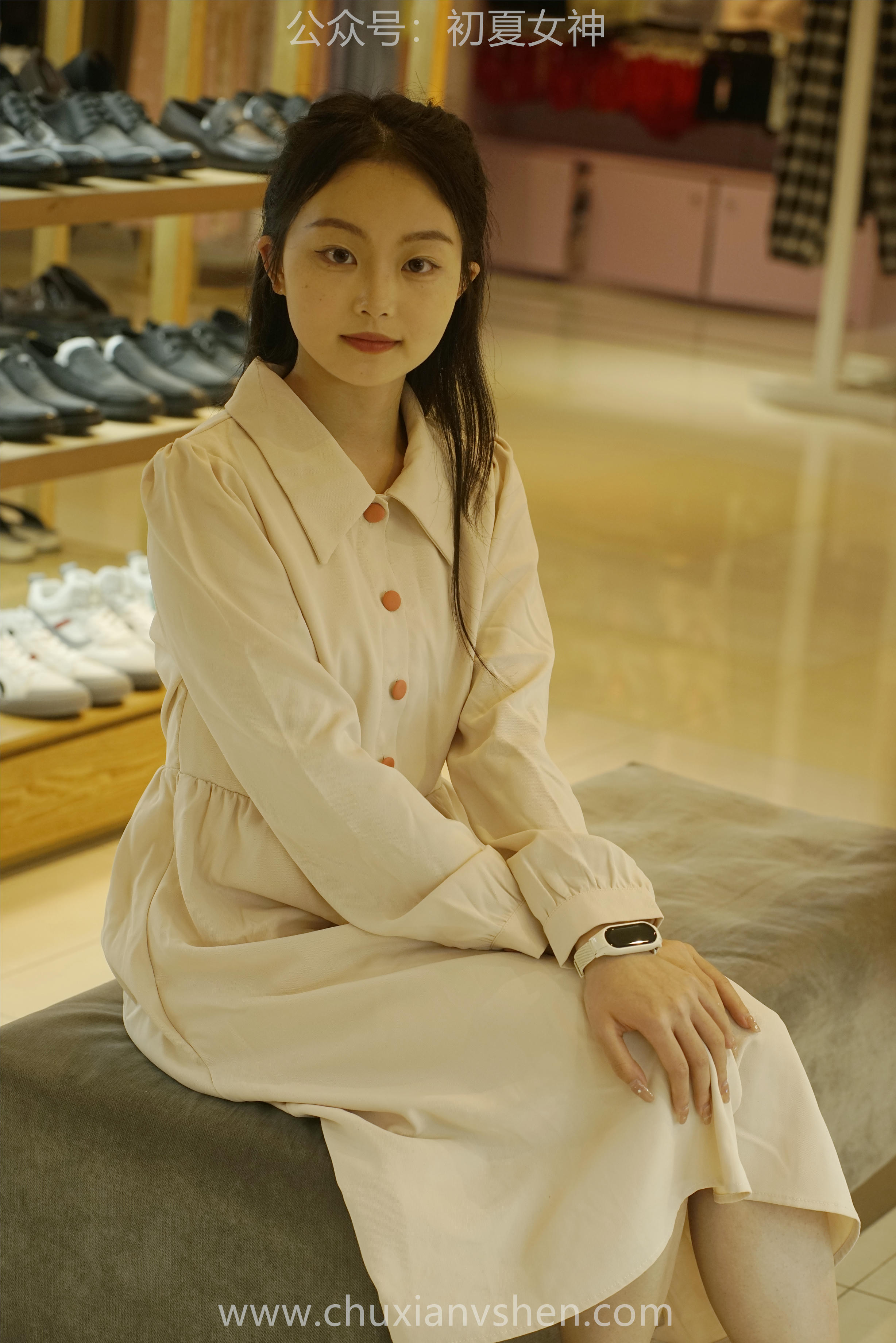 初夏女神 NO.077 双双 偶遇学姐 周末逛商场[120P+1V／6.90GB]_第5集