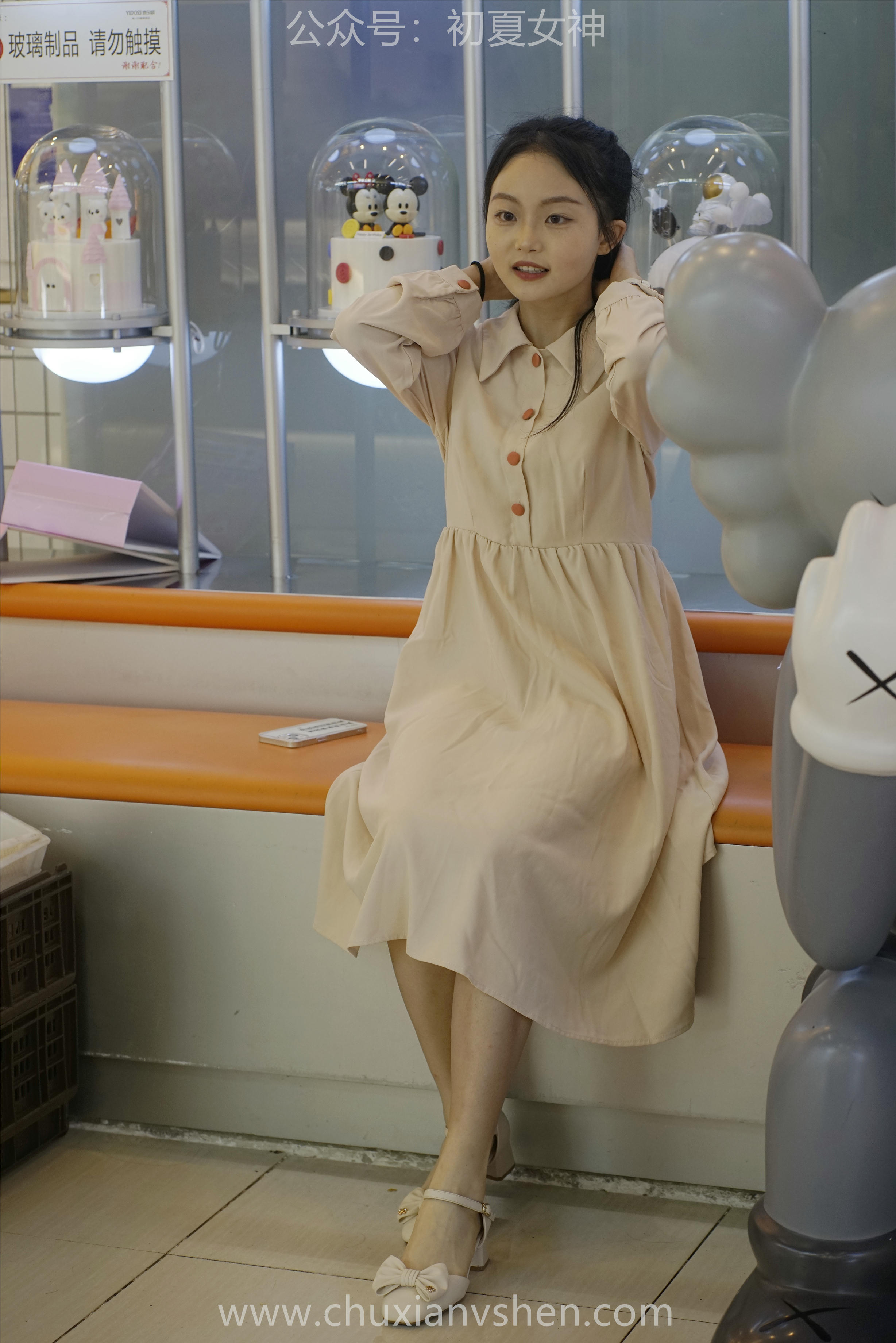 初夏女神 NO.077 双双 偶遇学姐 周末逛商场[120P+1V／6.90GB]_第5集