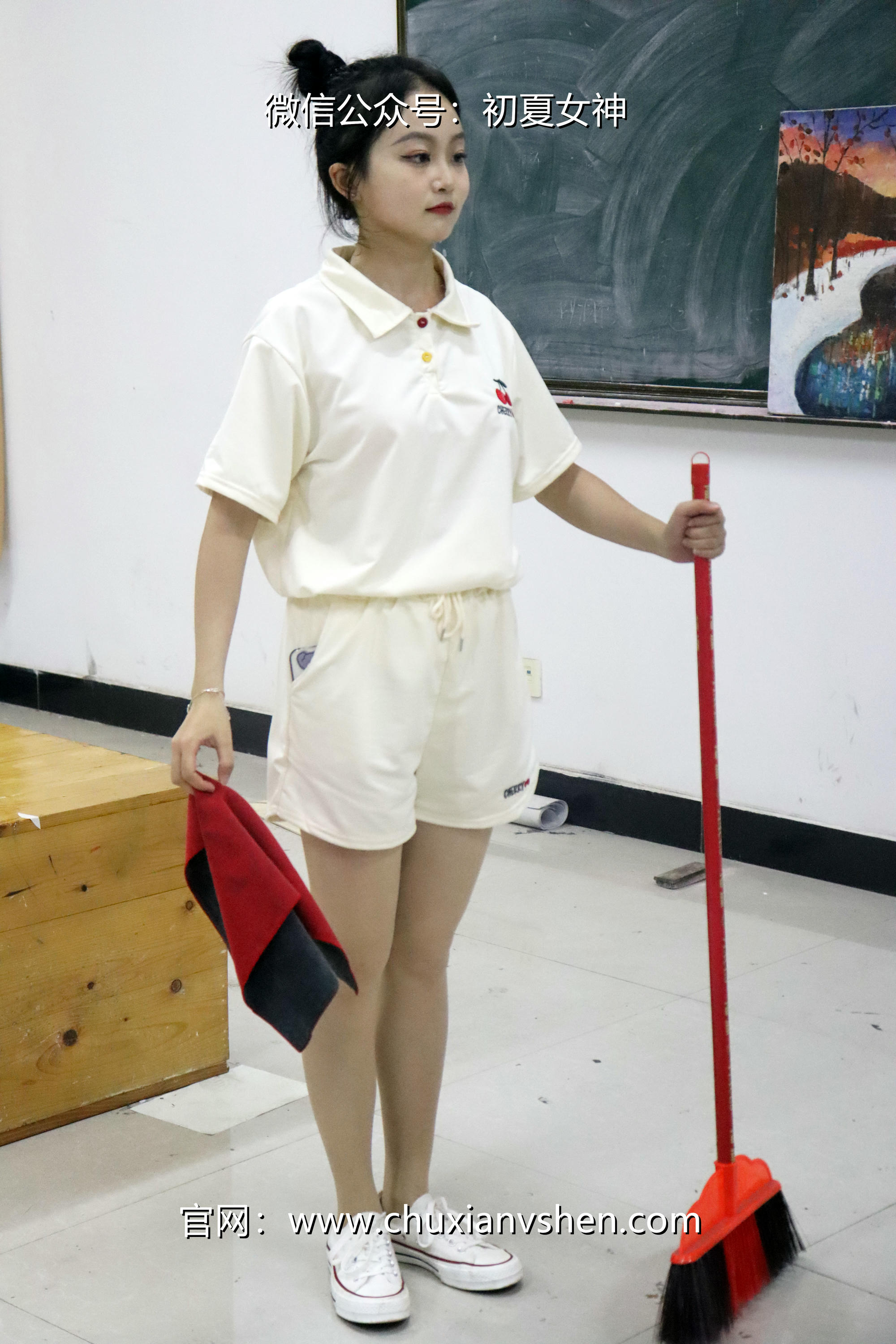 初夏女神 NO.078 双双 打扫教室[145P+1V／5.13GB]_第7集