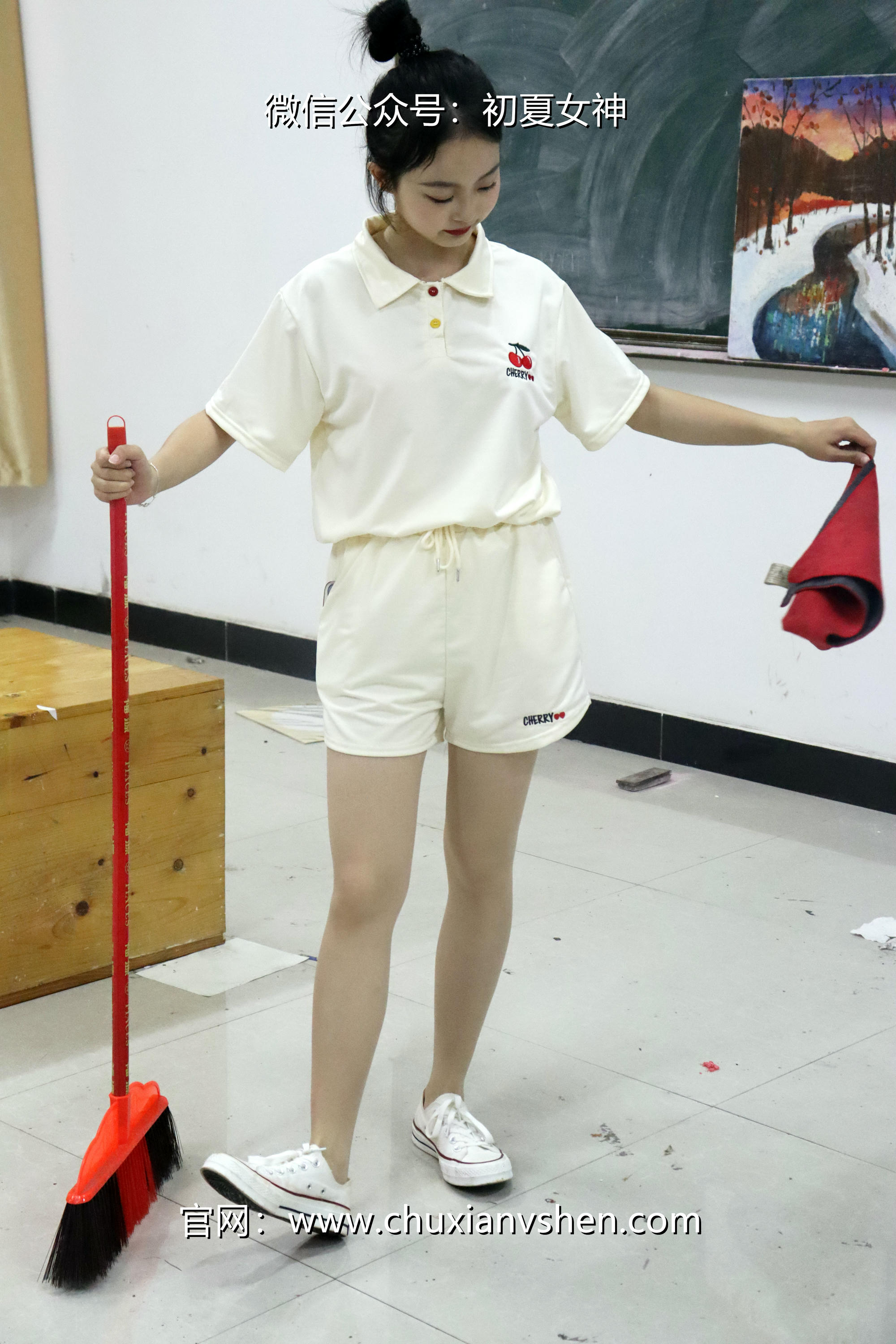 初夏女神 NO.078 双双 打扫教室[145P+1V／5.13GB]_第7集