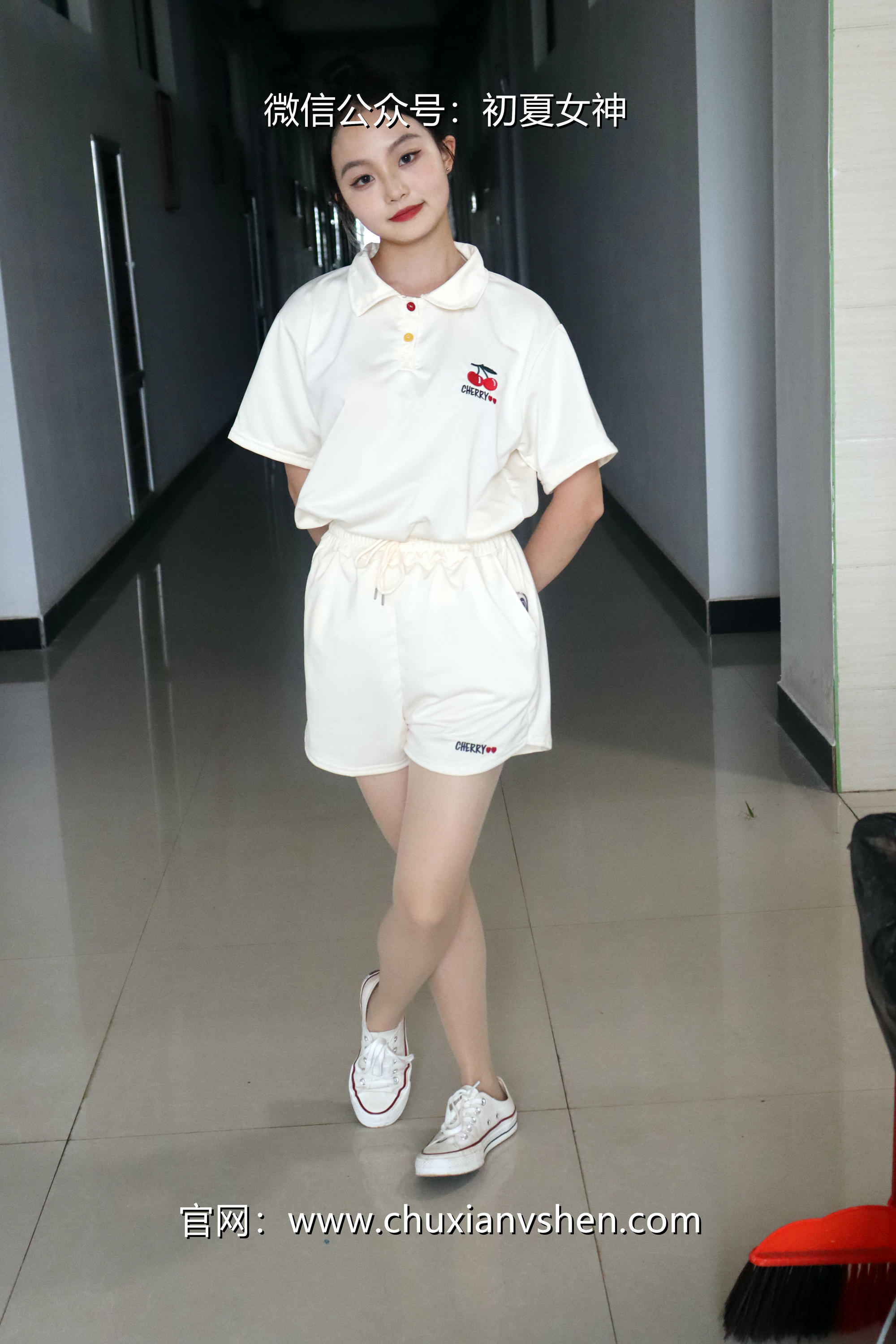 初夏女神 NO.078 双双 打扫教室[145P+1V／5.13GB]_第1集