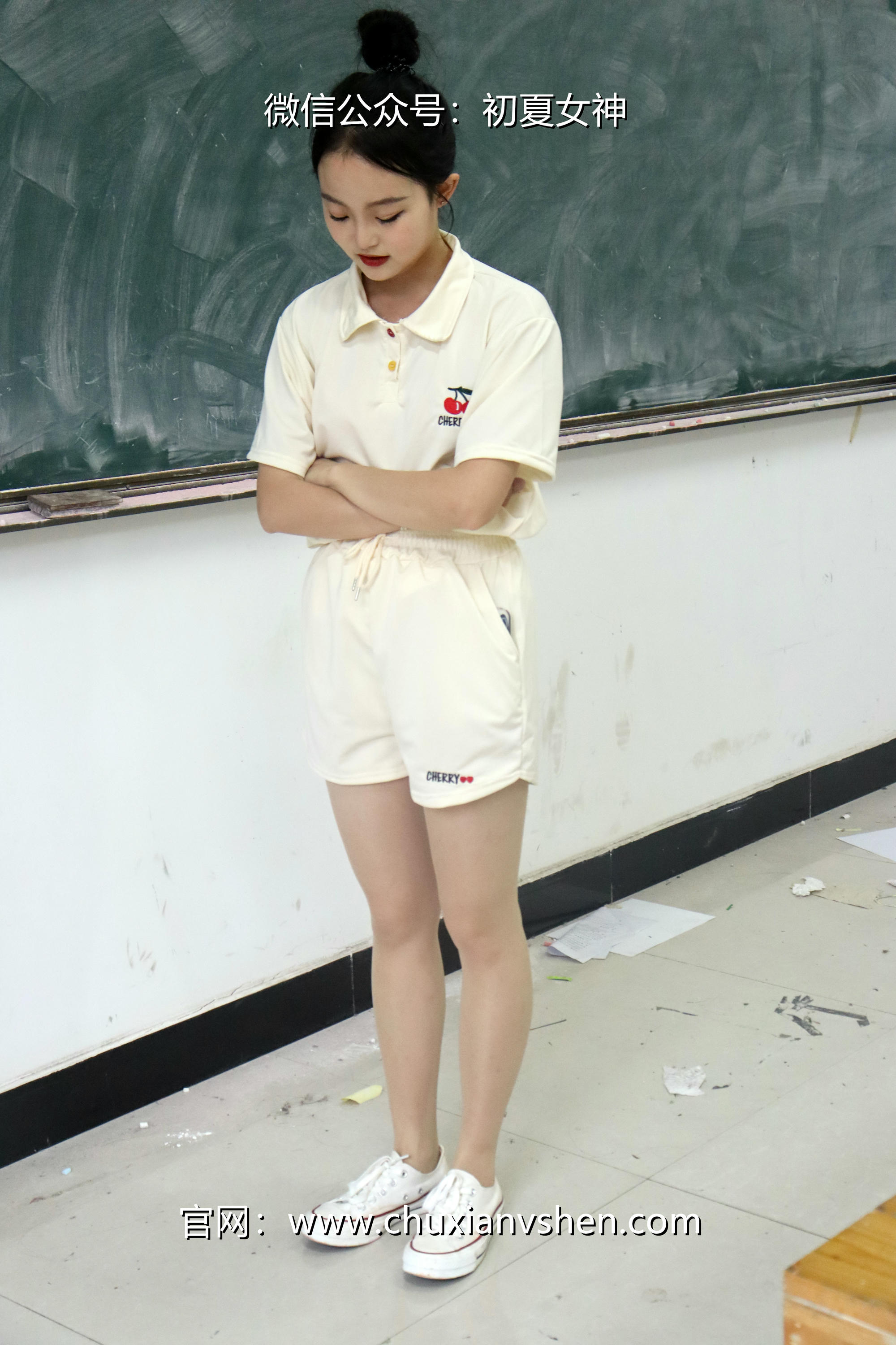 初夏女神 NO.078 双双 打扫教室[145P+1V／5.13GB]_第2集