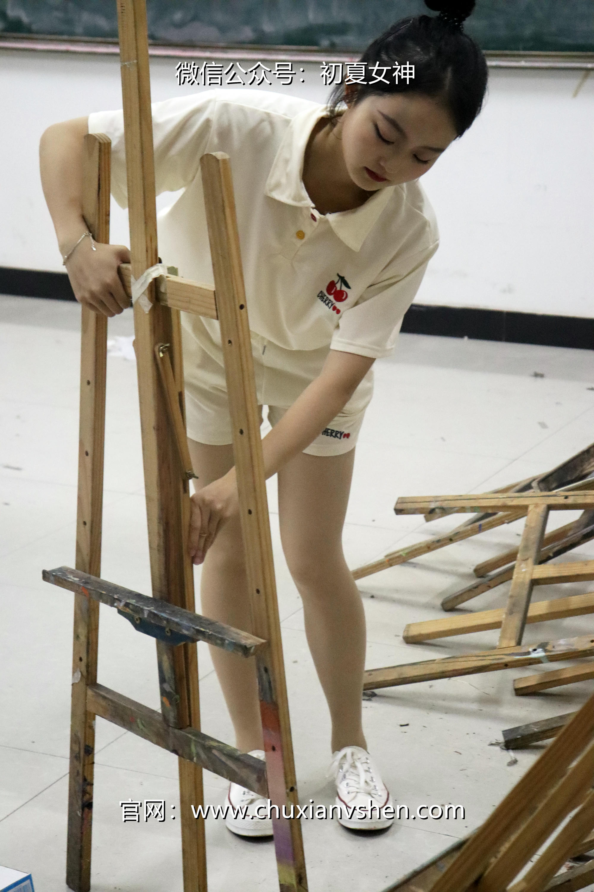 初夏女神 NO.078 双双 打扫教室[145P+1V／5.13GB]_第4集