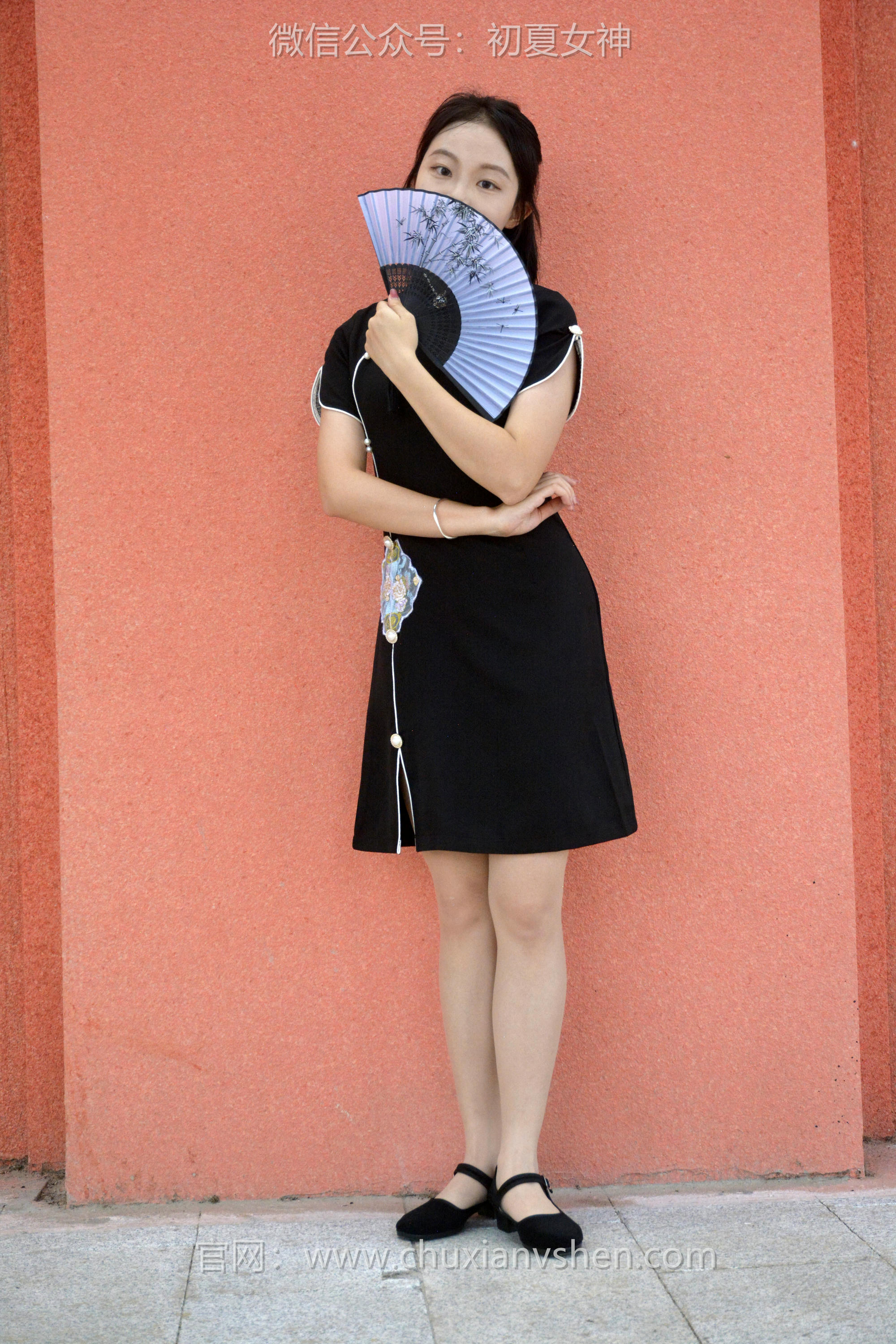 初夏女神 NO.079 双双 黑色旗袍[140P+1V／5.39GB]_第2集