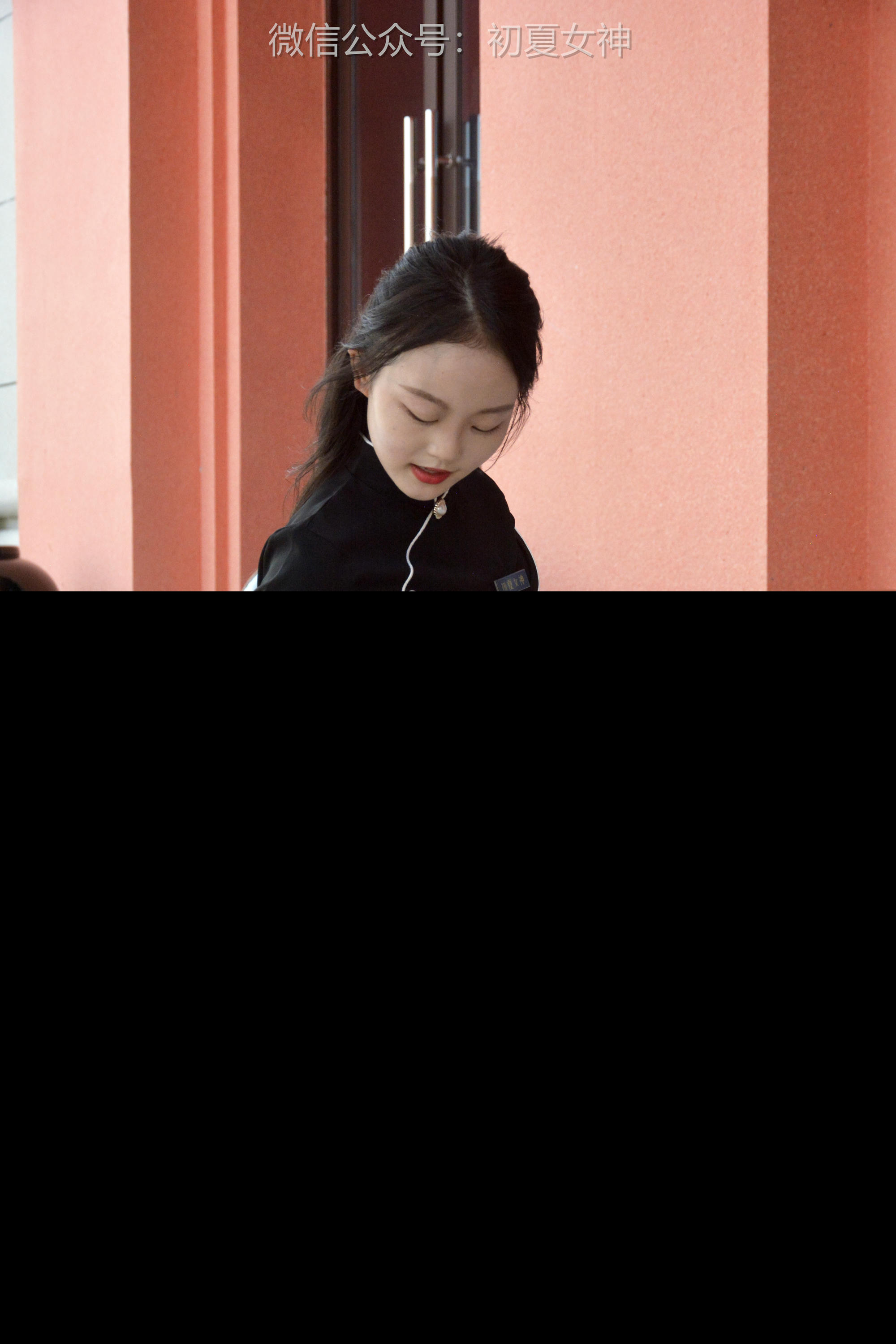 初夏女神 NO.079 双双 黑色旗袍[140P+1V／5.39GB]_第2集