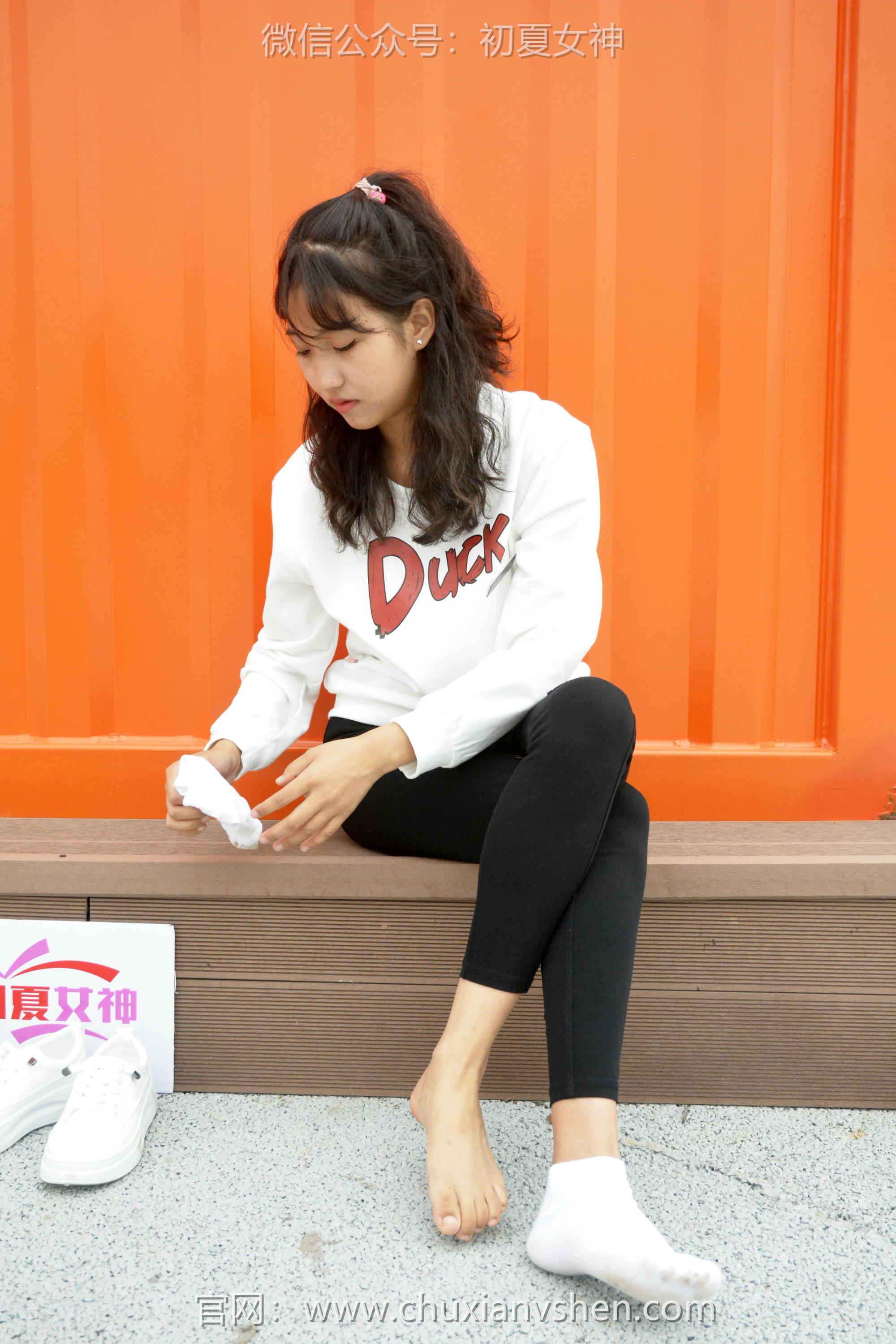 初夏女神 NO.082 点点 休闲卫衣[150P+1V／5.26GB]_第6集