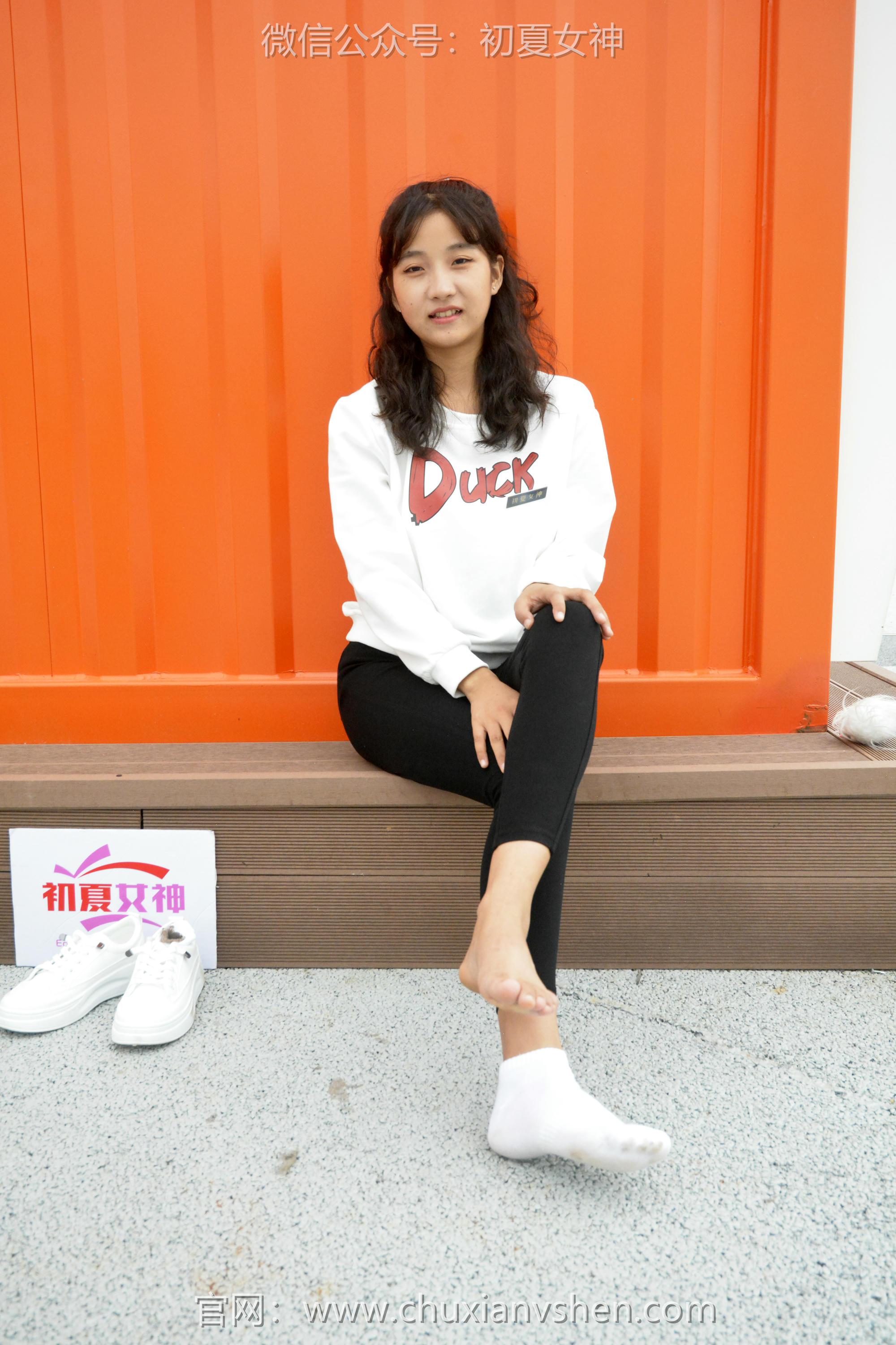 初夏女神 NO.082 点点 休闲卫衣[150P+1V／5.26GB]_第6集