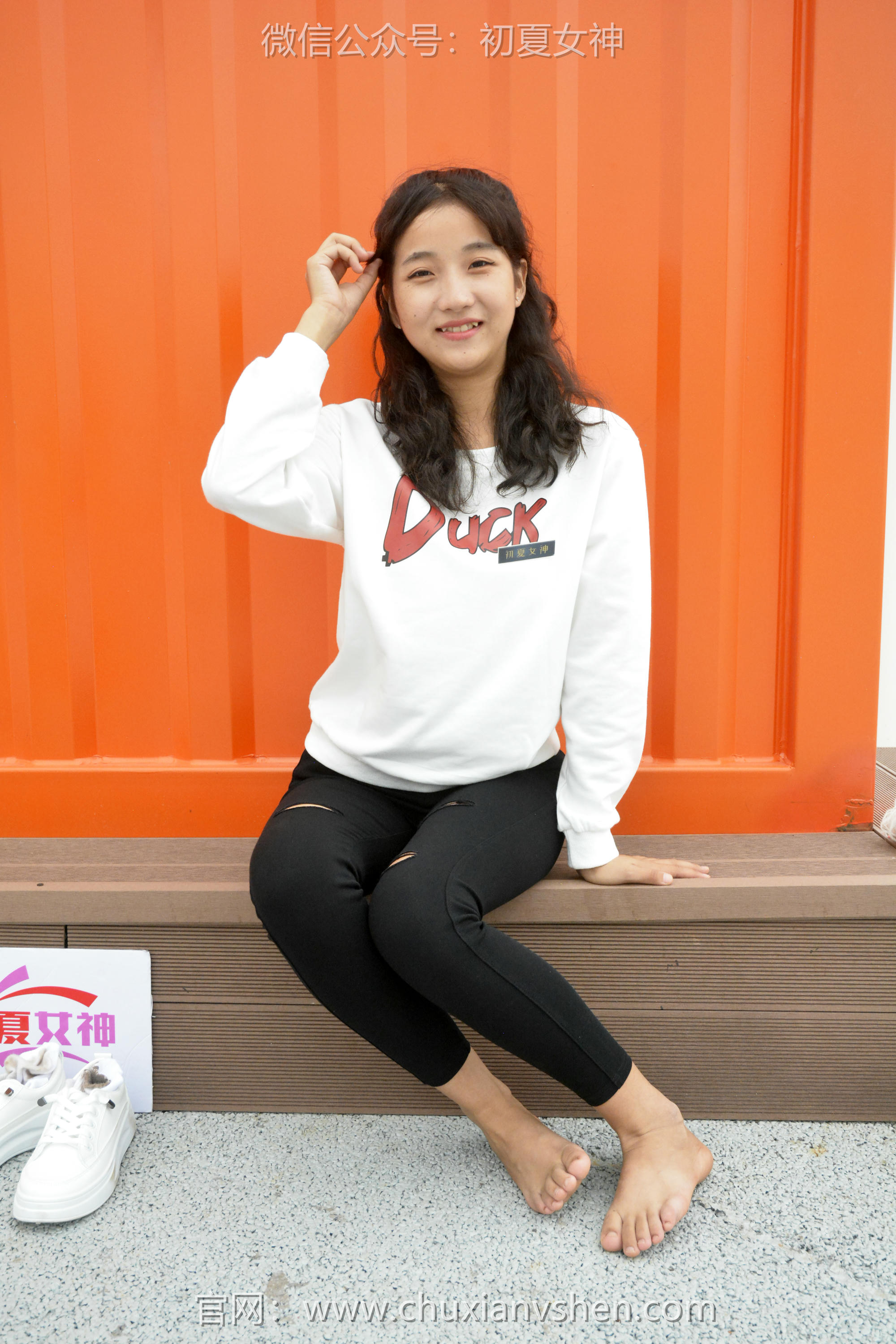 初夏女神 NO.082 点点 休闲卫衣[150P+1V／5.26GB]_第6集