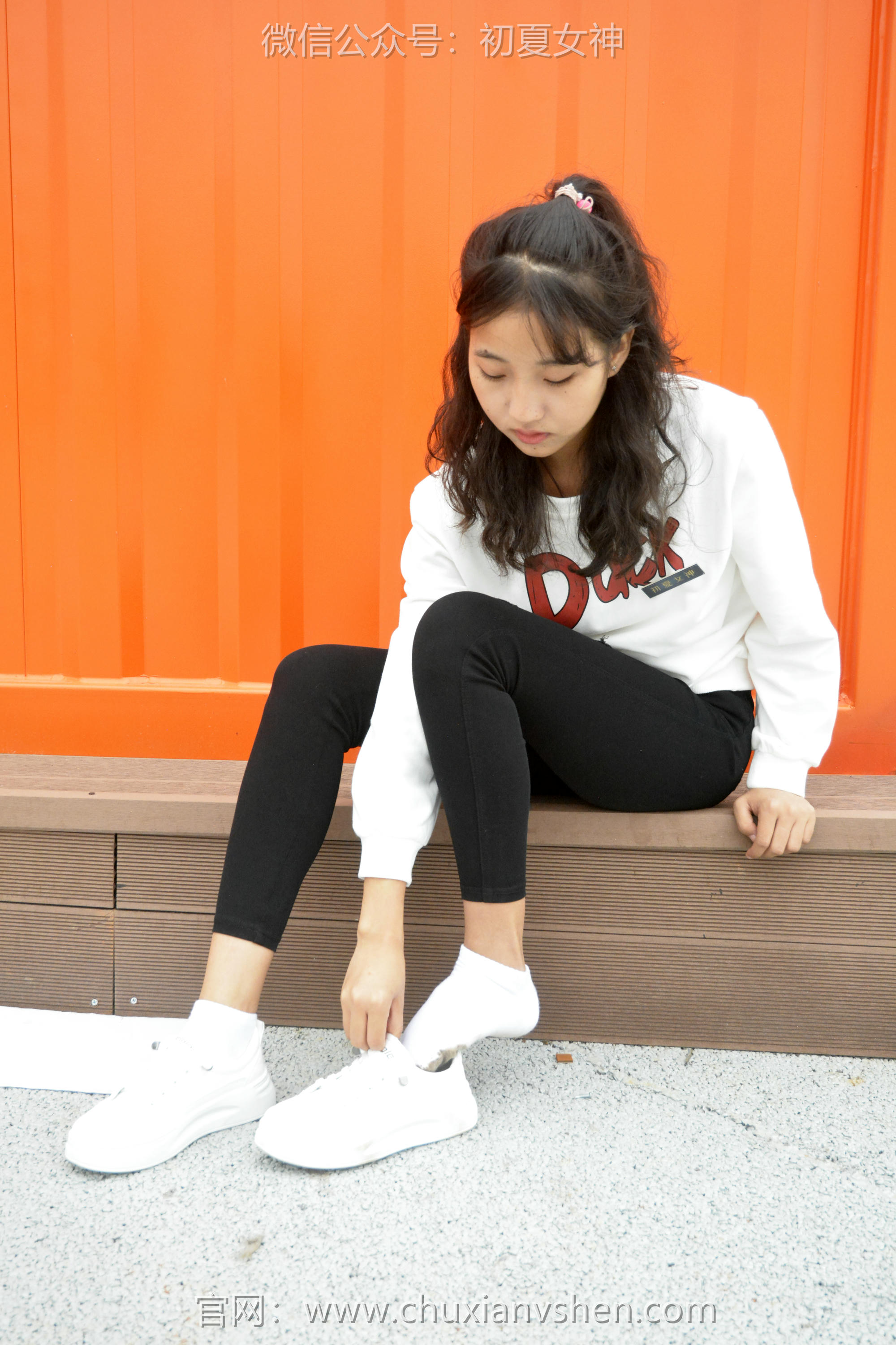 初夏女神 NO.082 点点 休闲卫衣[150P+1V／5.26GB]_第8集