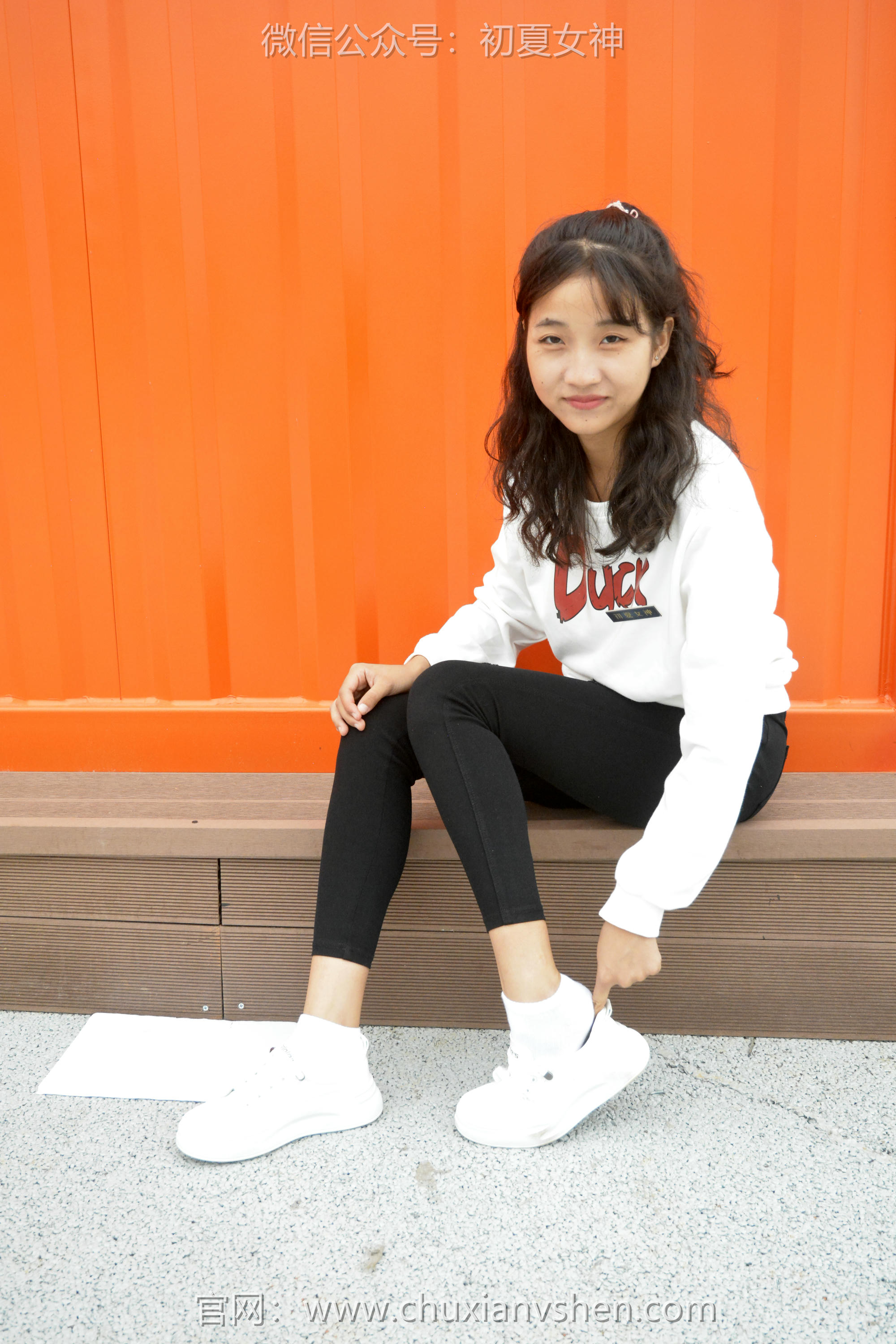 初夏女神 NO.082 点点 休闲卫衣[150P+1V／5.26GB]_第8集