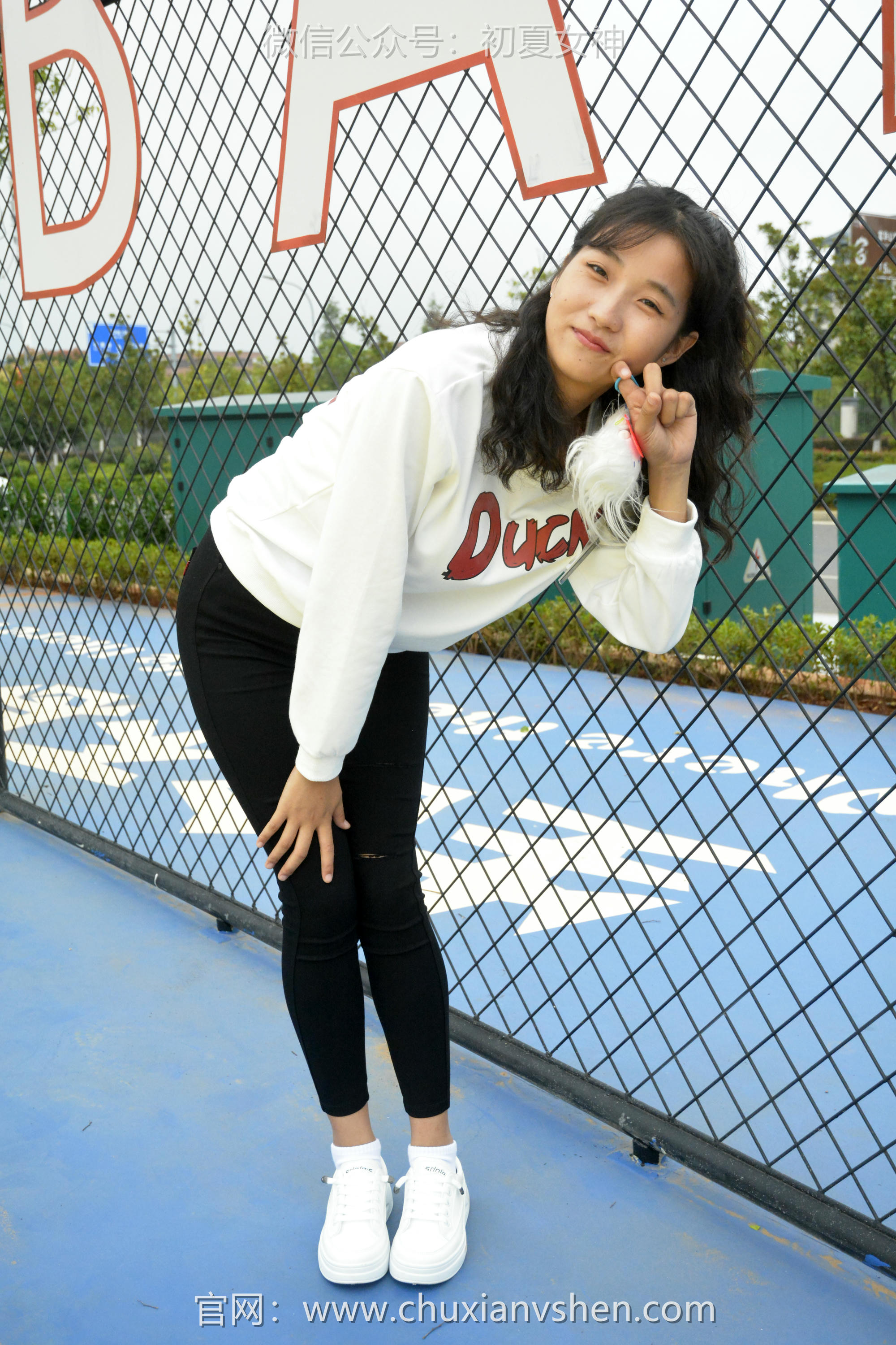 初夏女神 NO.082 点点 休闲卫衣[150P+1V／5.26GB]_第2集