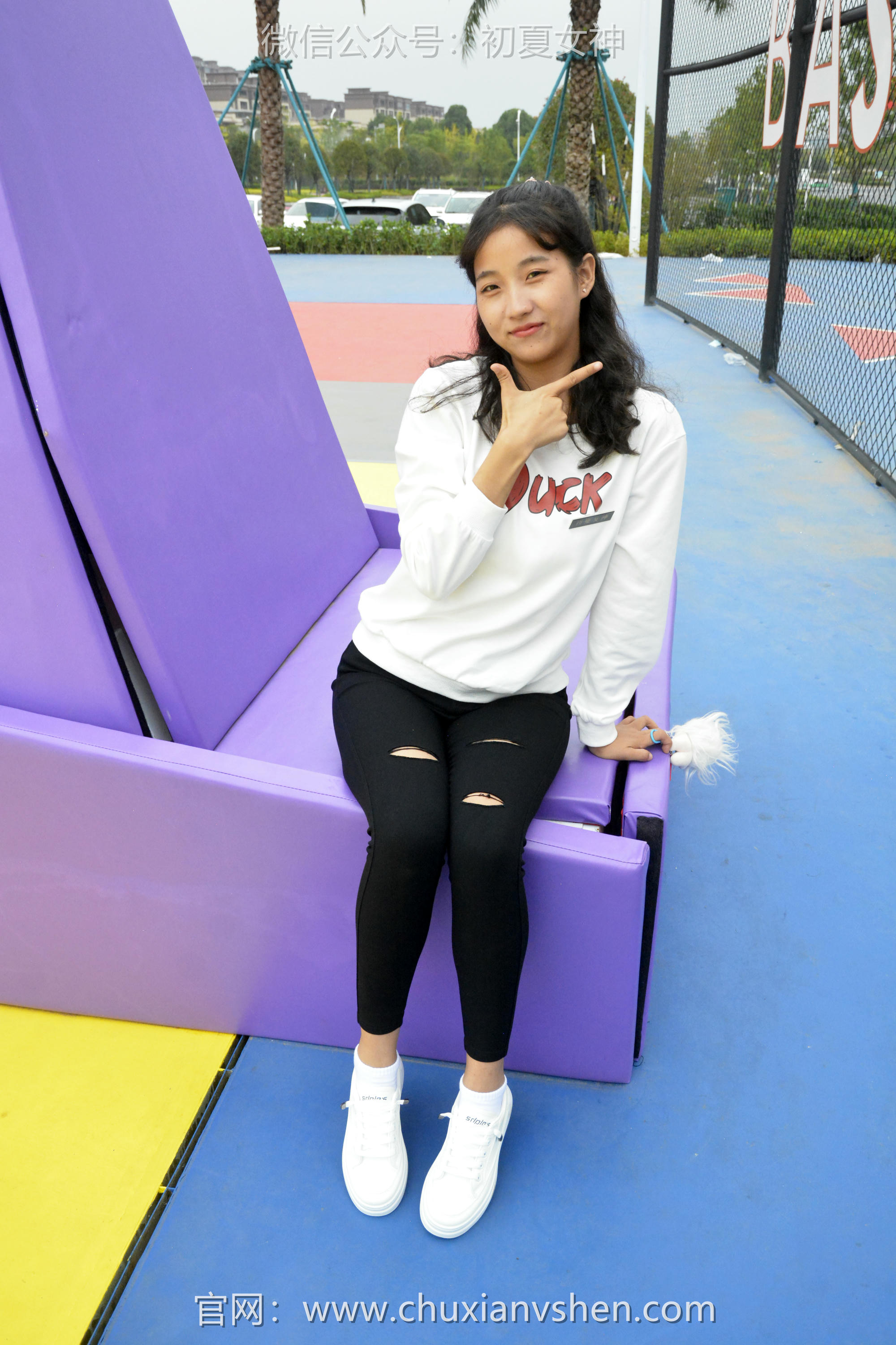 初夏女神 NO.082 点点 休闲卫衣[150P+1V／5.26GB]_第2集