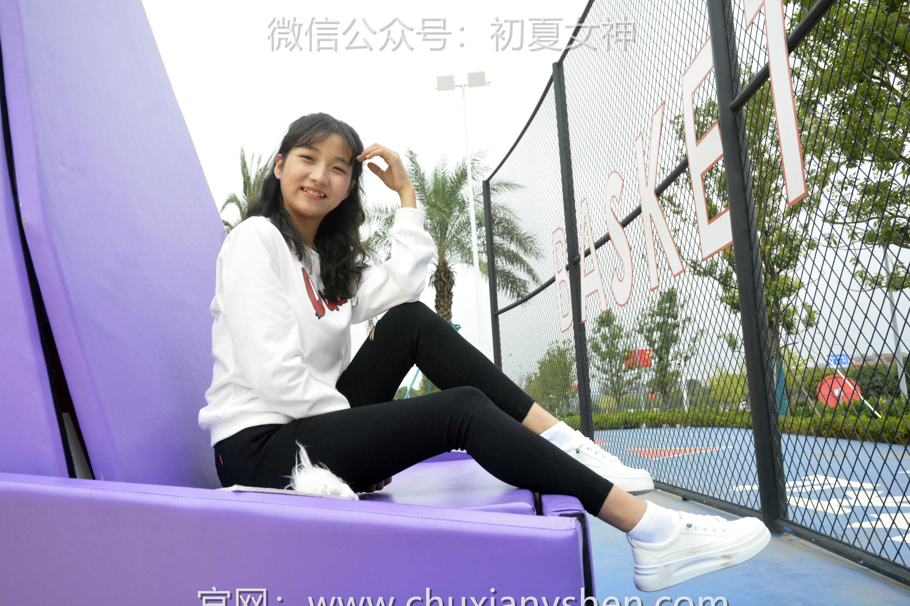 初夏女神 NO.082 点点 休闲卫衣[150P+1V／5.26GB]_第2集