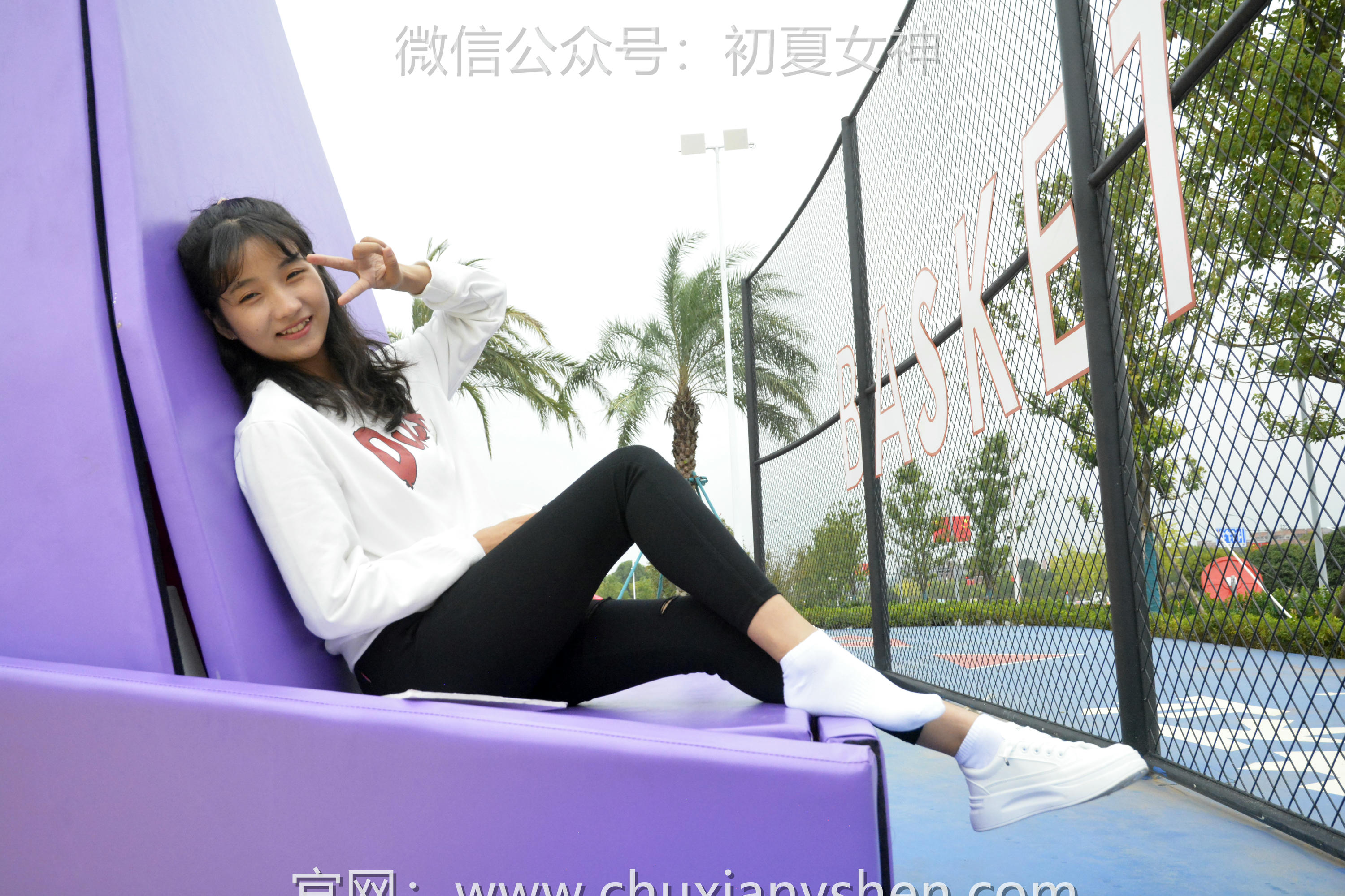 初夏女神 NO.082 点点 休闲卫衣[150P+1V／5.26GB]_第2集