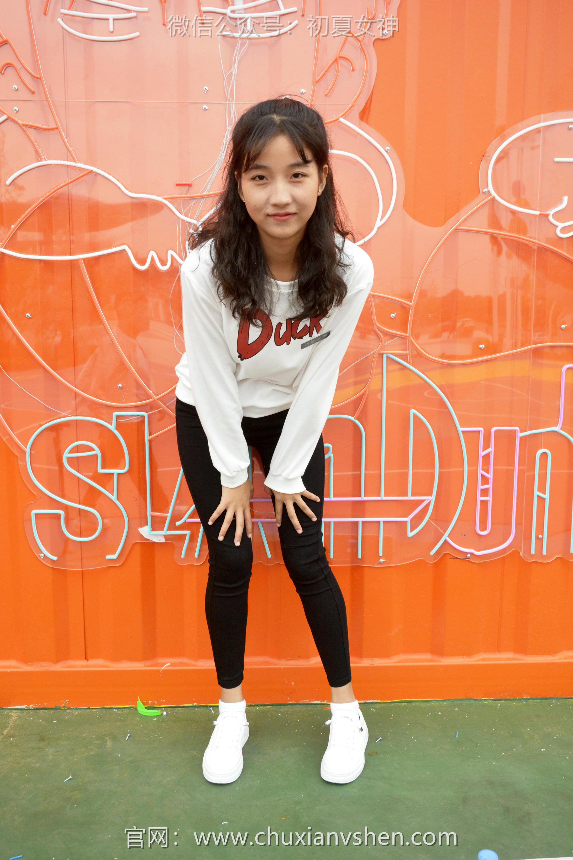 初夏女神 NO.082 点点 休闲卫衣[150P+1V／5.26GB]_第3集