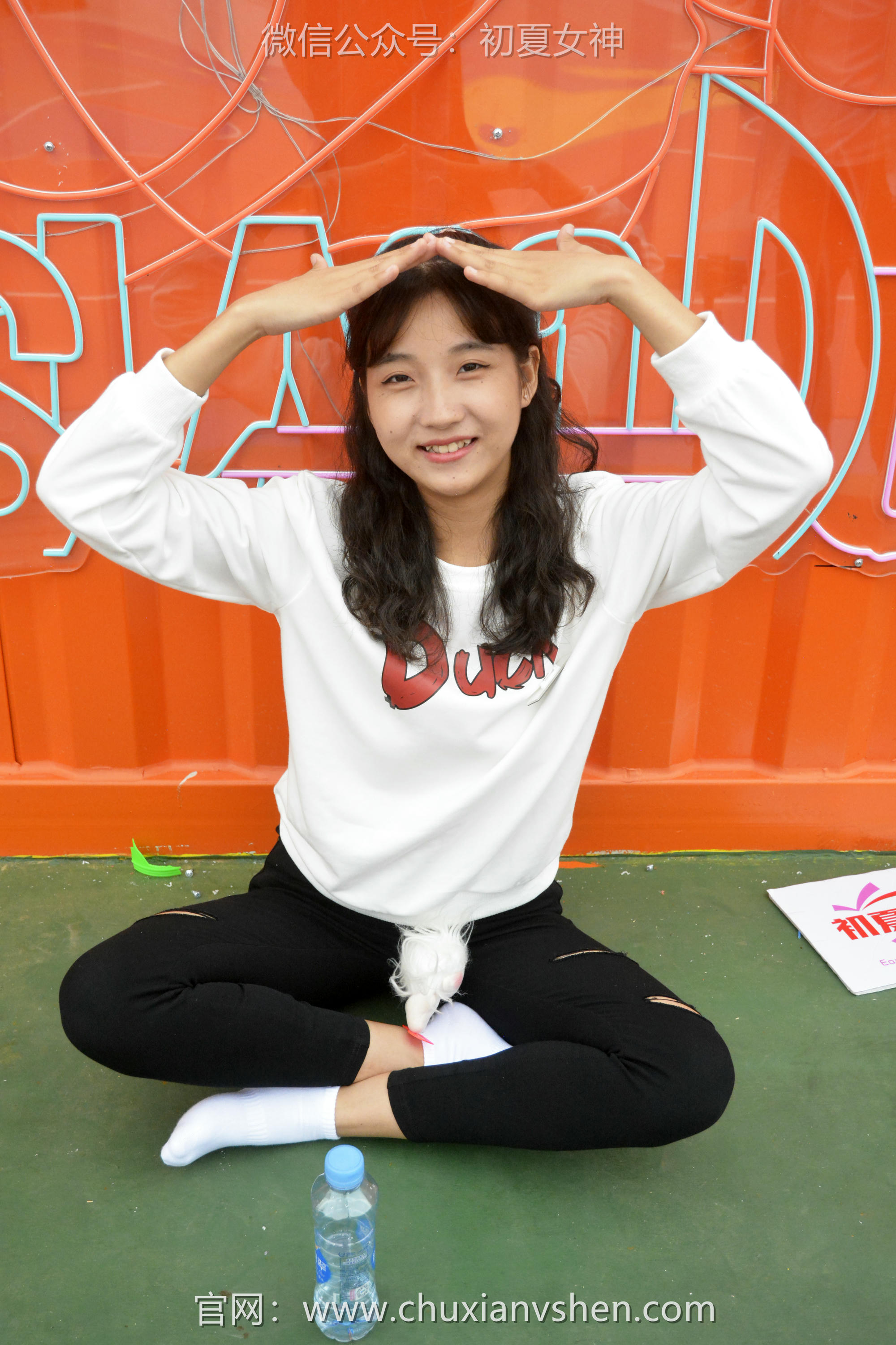 初夏女神 NO.082 点点 休闲卫衣[150P+1V／5.26GB]_第4集